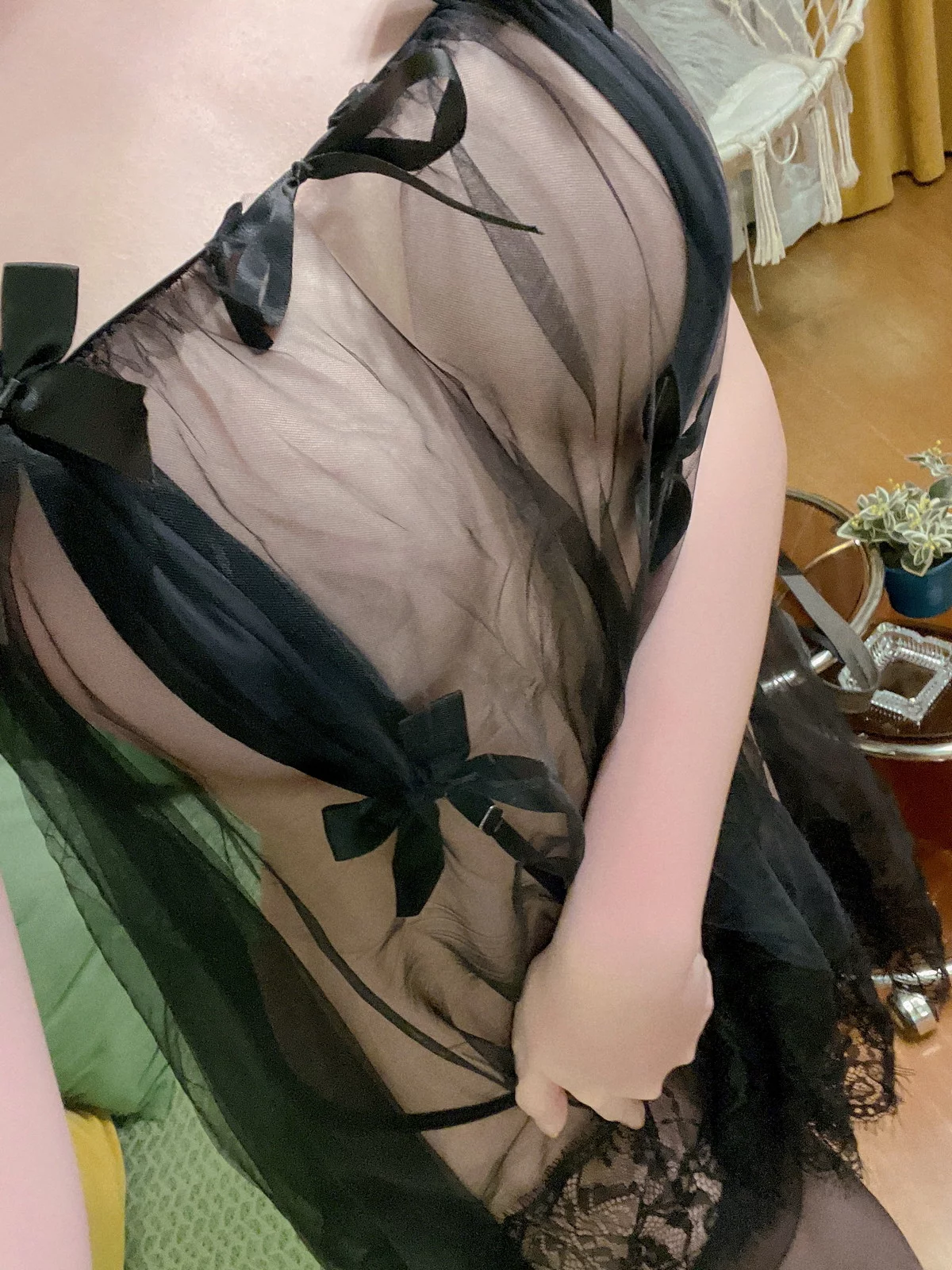 Coser小姐姐星之迟迟邻家太太主题半脱露黑色蕾丝内衣+黑色情趣内衣诱惑写真114P
