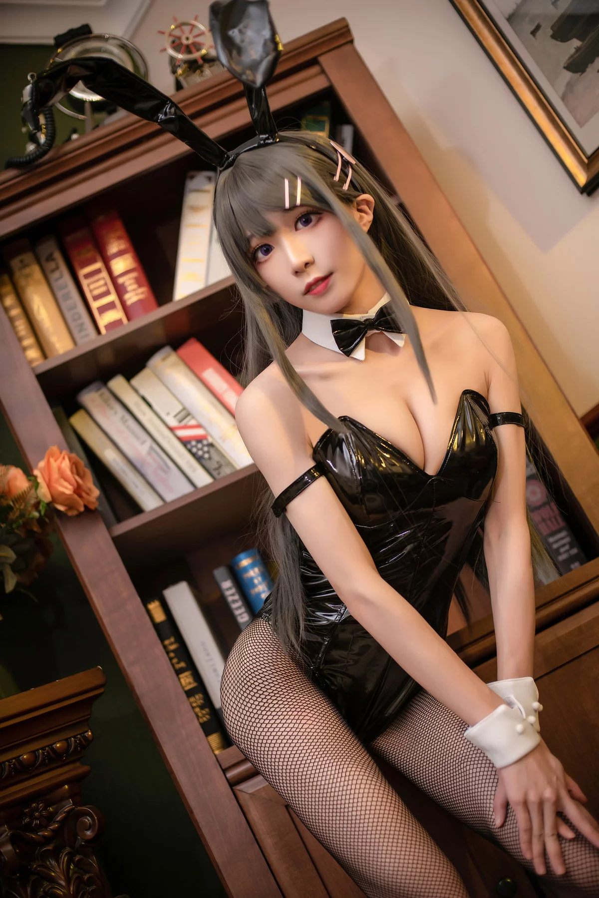 Coser美女Tomoyo酱麻衣兔女郎主题性感黑色皮质连体衣配黑丝网袜诱惑写真22P
