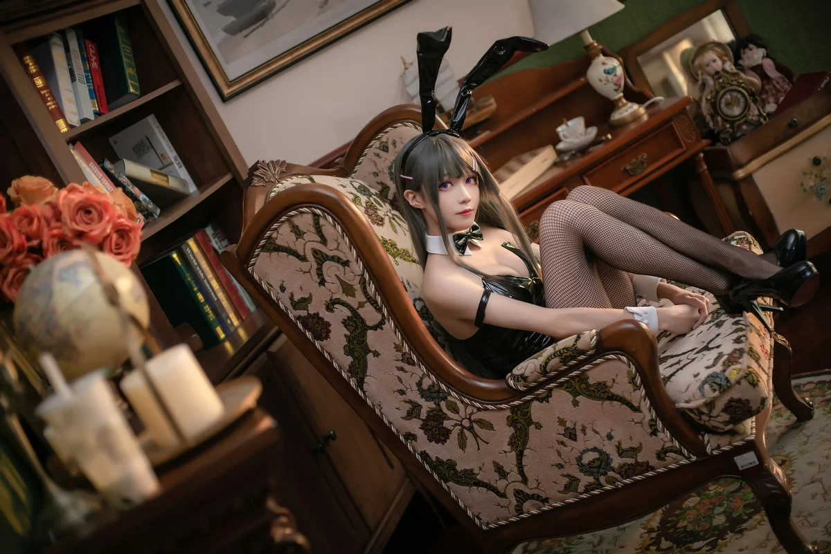 Coser美女Tomoyo酱麻衣兔女郎主题性感黑色皮质连体衣配黑丝网袜诱惑写真22P