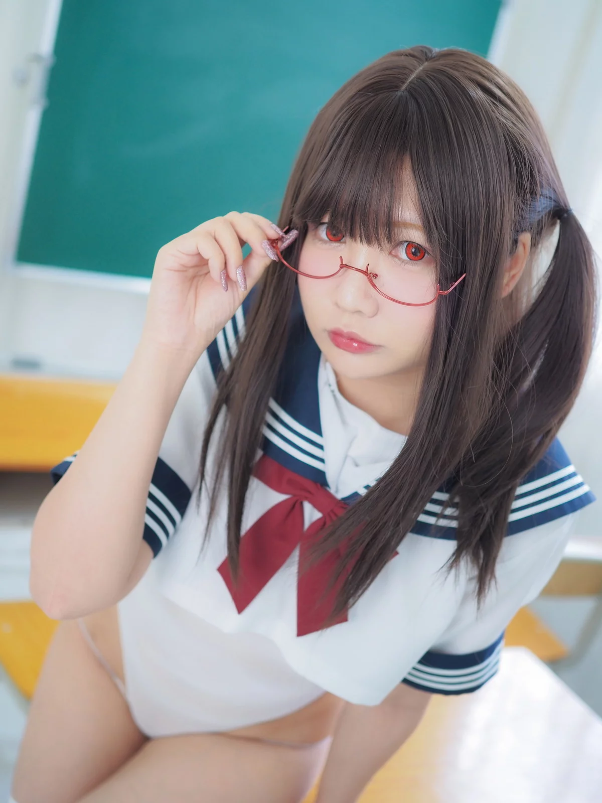 网络美女铭铭Kizami-JK学妹主题教室里脱性感短裙露丁字裤秀翘臀撩人诱惑写真124P