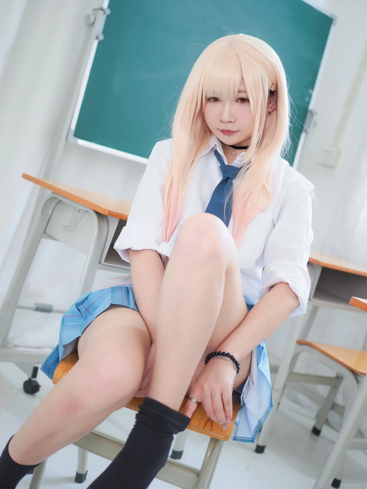 网络美女铭铭Kizami-JK学妹主题教室里脱性感短裙露丁字裤秀翘臀撩人诱惑写真124P
