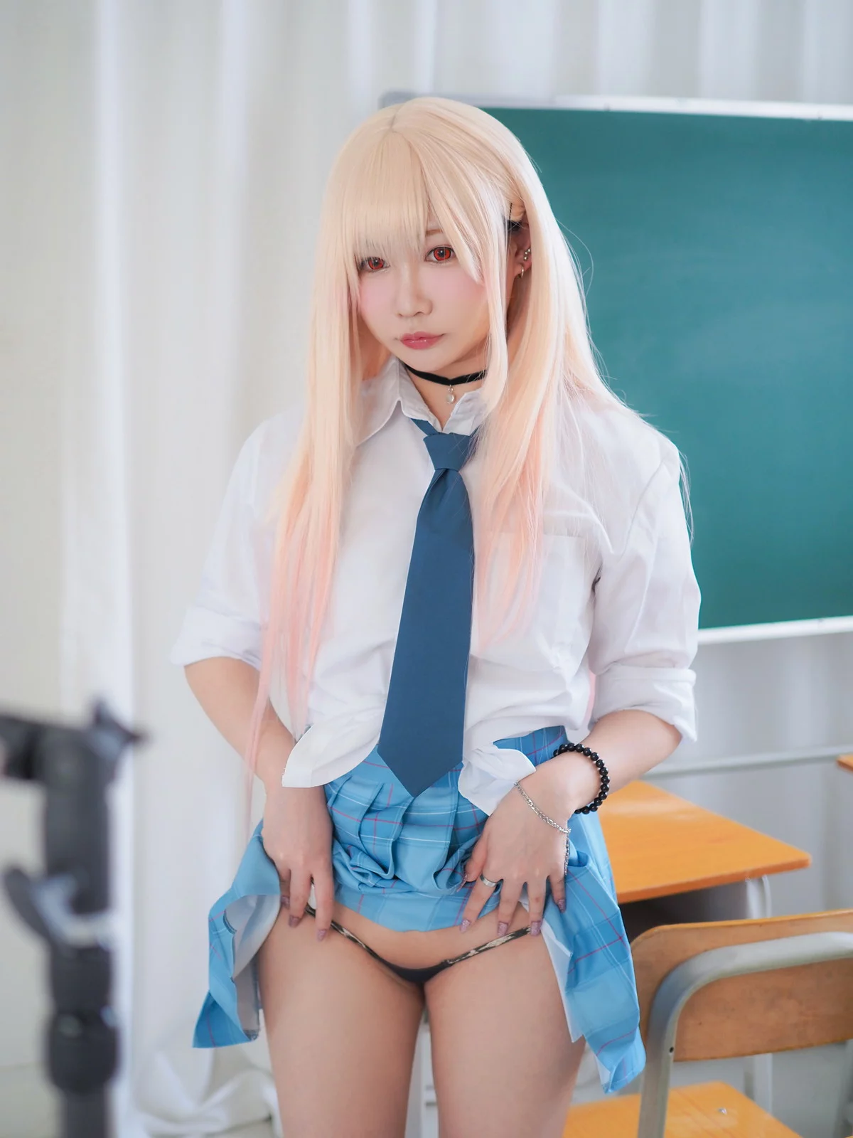 网络美女铭铭Kizami-JK学妹主题教室里脱性感短裙露丁字裤秀翘臀撩人诱惑写真124P