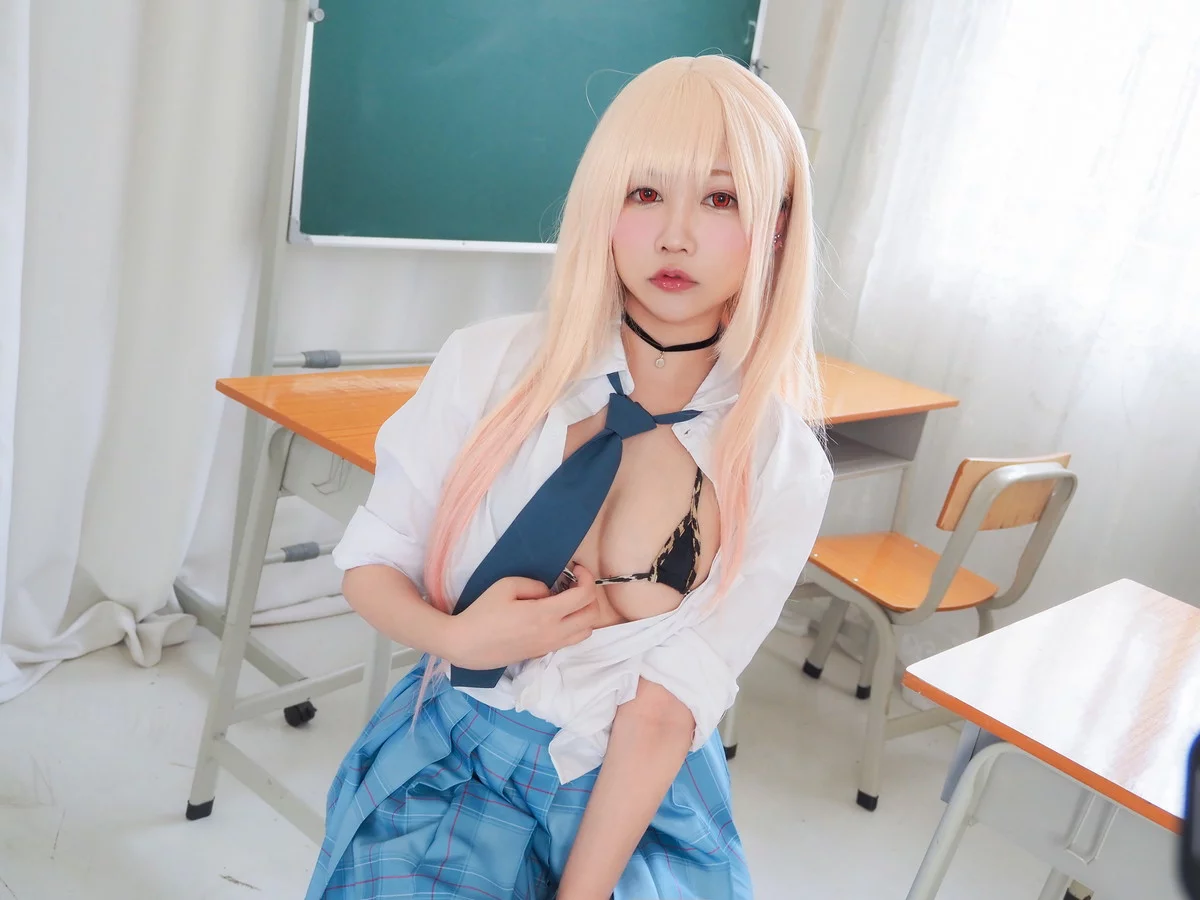 网络美女铭铭Kizami-JK学妹主题教室里脱性感短裙露丁字裤秀翘臀撩人诱惑写真124P