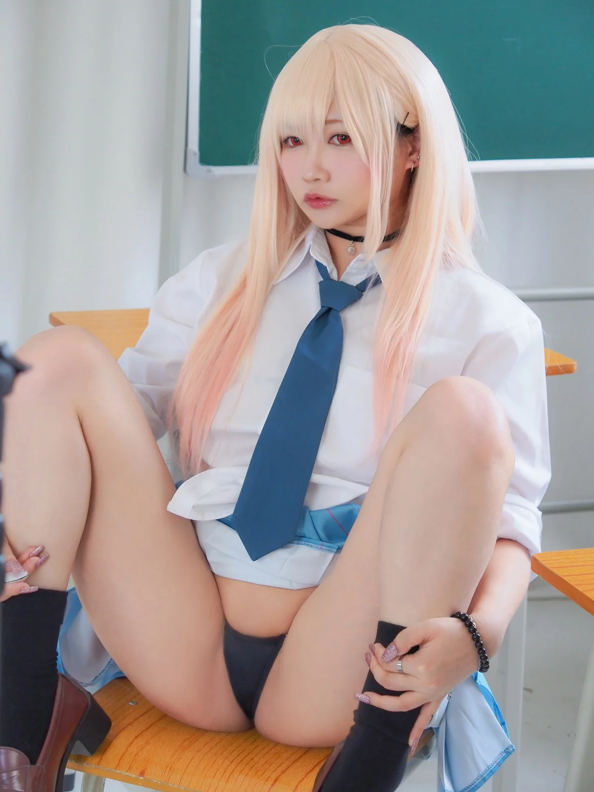 网络美女铭铭Kizami-JK学妹主题教室里脱性感短裙露丁字裤秀翘臀撩人诱惑写真124P
