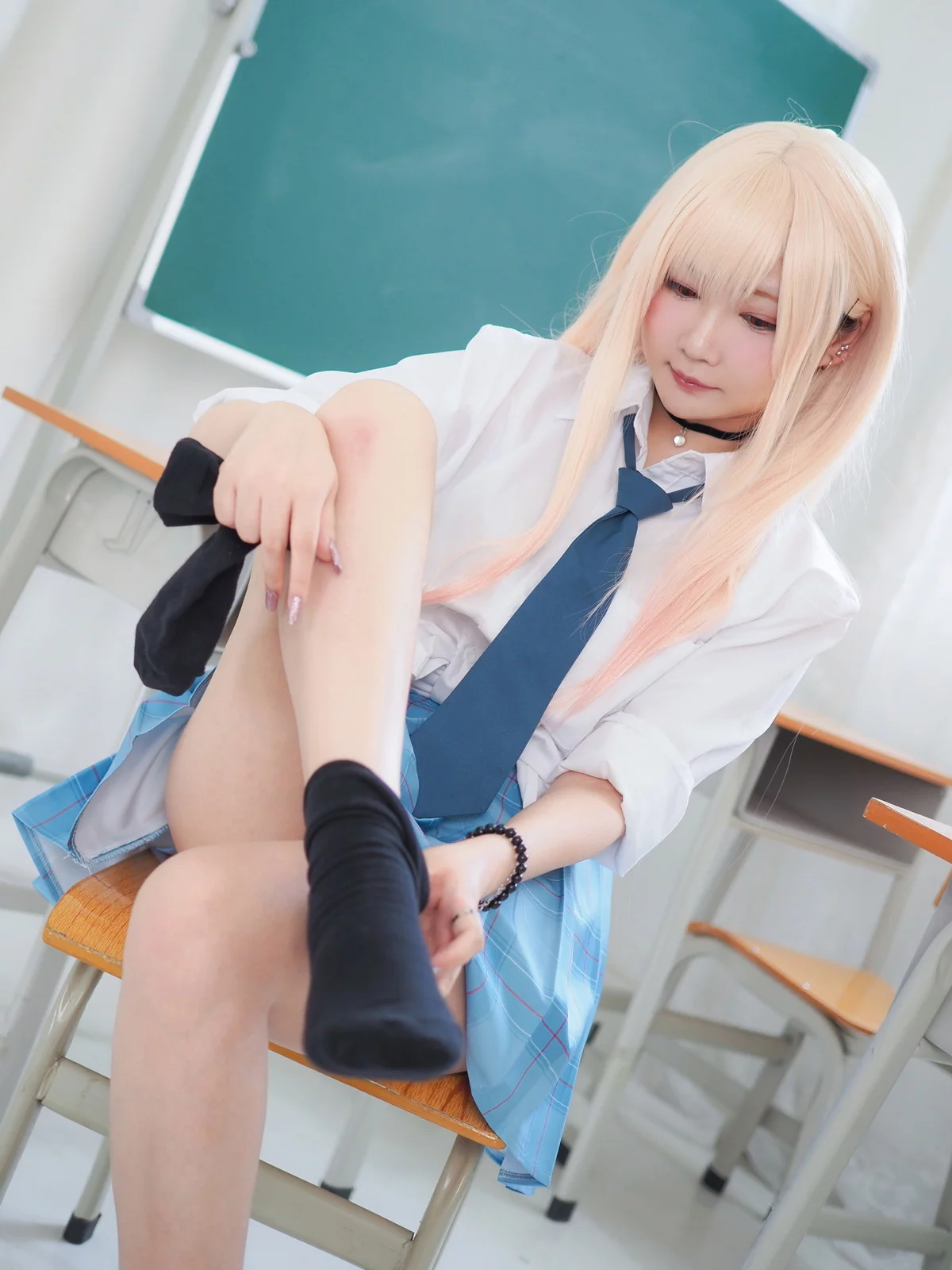 网络美女铭铭Kizami-JK学妹主题教室里脱性感短裙露丁字裤秀翘臀撩人诱惑写真124P