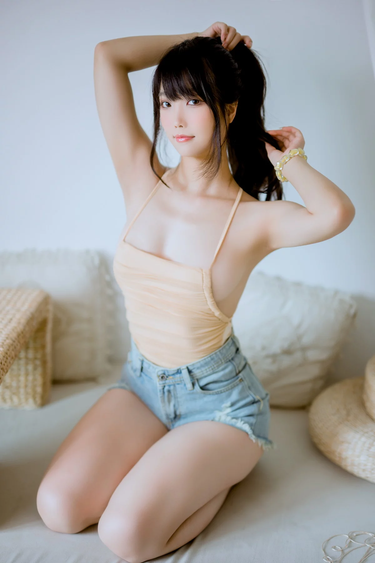 网络美女汪知子观察柠檬主题私房脱牛仔短裤露性感肉色连体衣完美诱惑写真41P