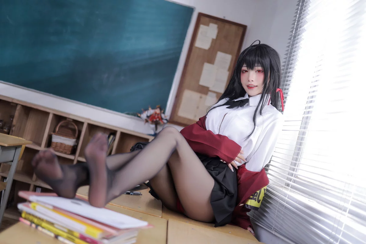 动漫博主水淼Aqua-JK大凤主题脱学生制服露性感红色内衣配超薄黑丝诱惑写真71P
