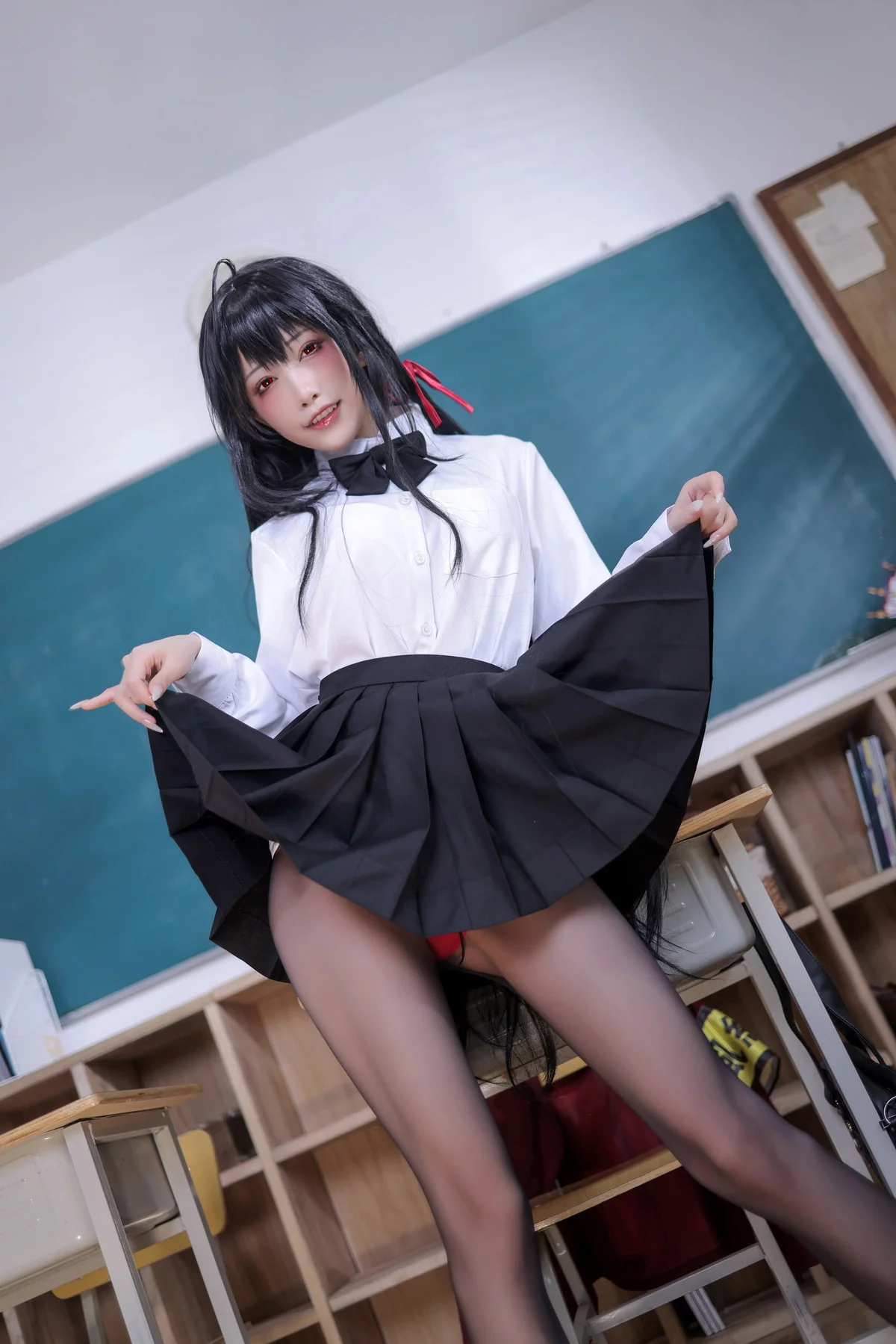 动漫博主水淼Aqua-JK大凤主题脱学生制服露性感红色内衣配超薄黑丝诱惑写真71P