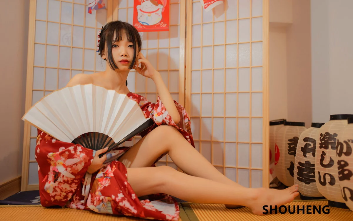 网络美女萌量守恒日式和风主题私房日系风性感和服半脱露白嫩肌肤迷人写真32P