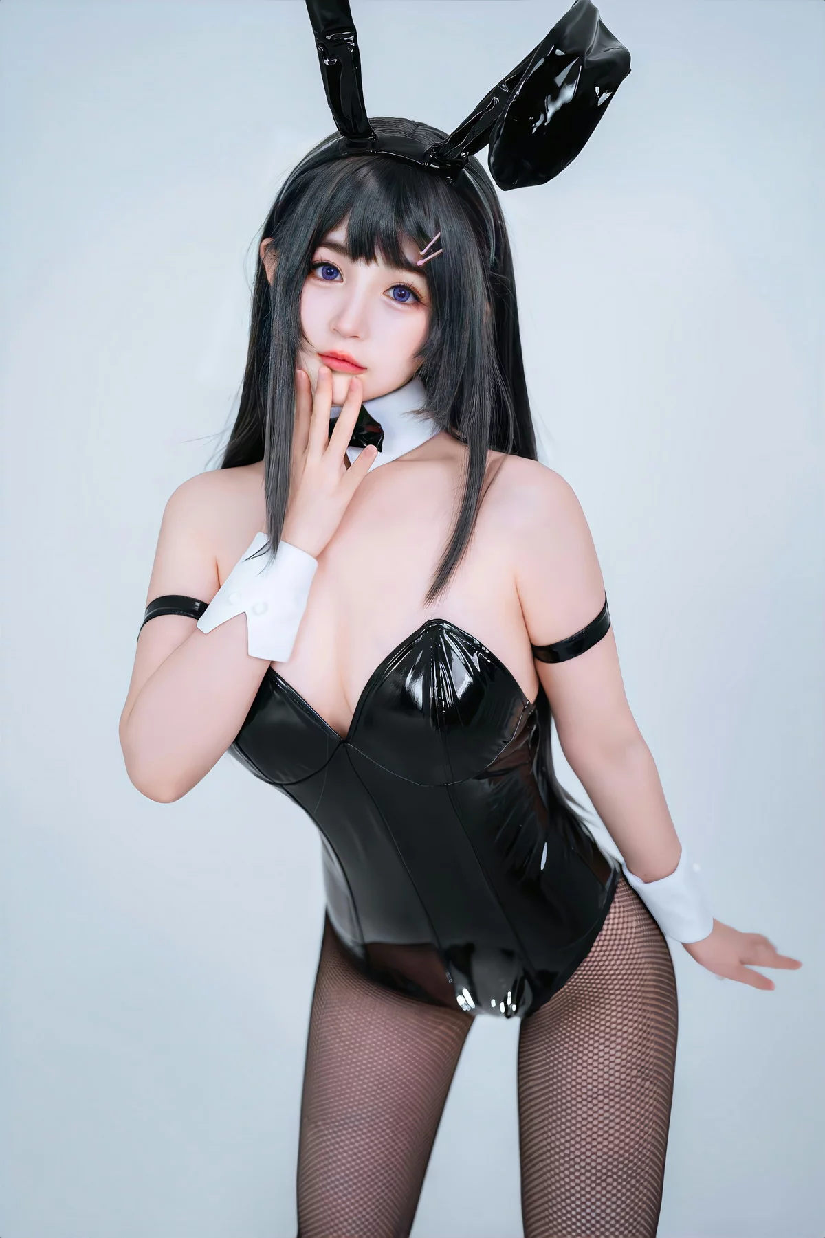 网络美女桜井宁宁麻衣兔女郎主题性感黑色皮质低胸连体衣配黑丝网袜诱惑写真43P