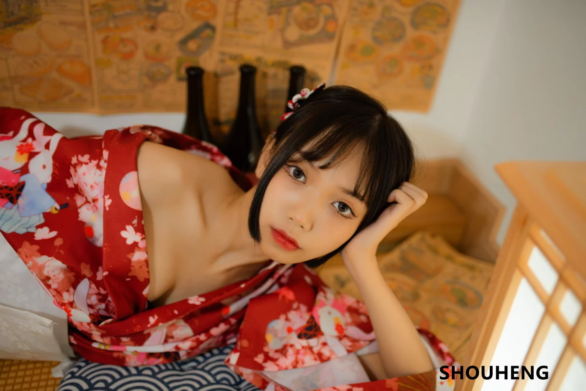 网络美女萌量守恒日式和风主题私房日系风性感和服半脱露白嫩肌肤迷人写真32P