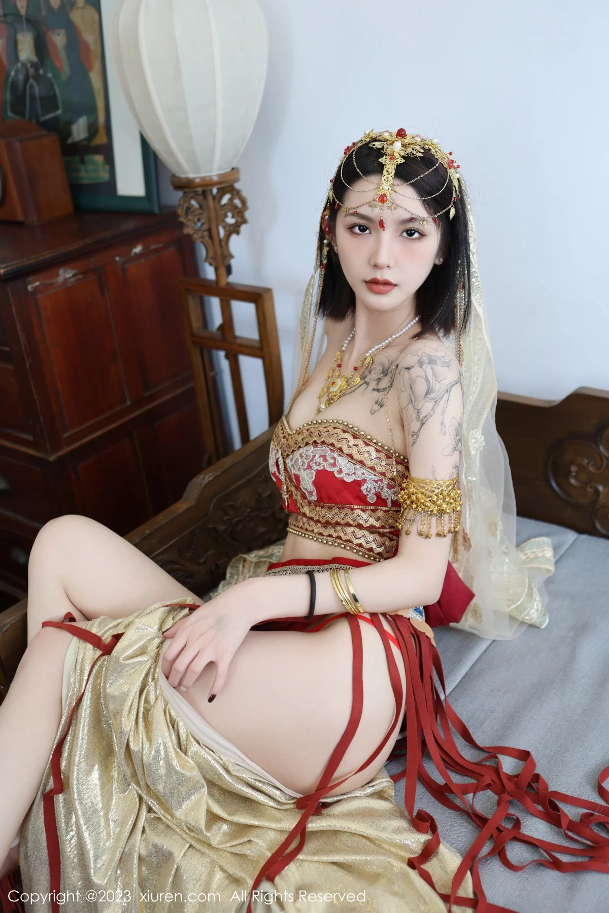 XiuRen第6240期_模特乔一一性感异域风情舞女服饰秀曼妙身姿迷人气质诱惑写真76P