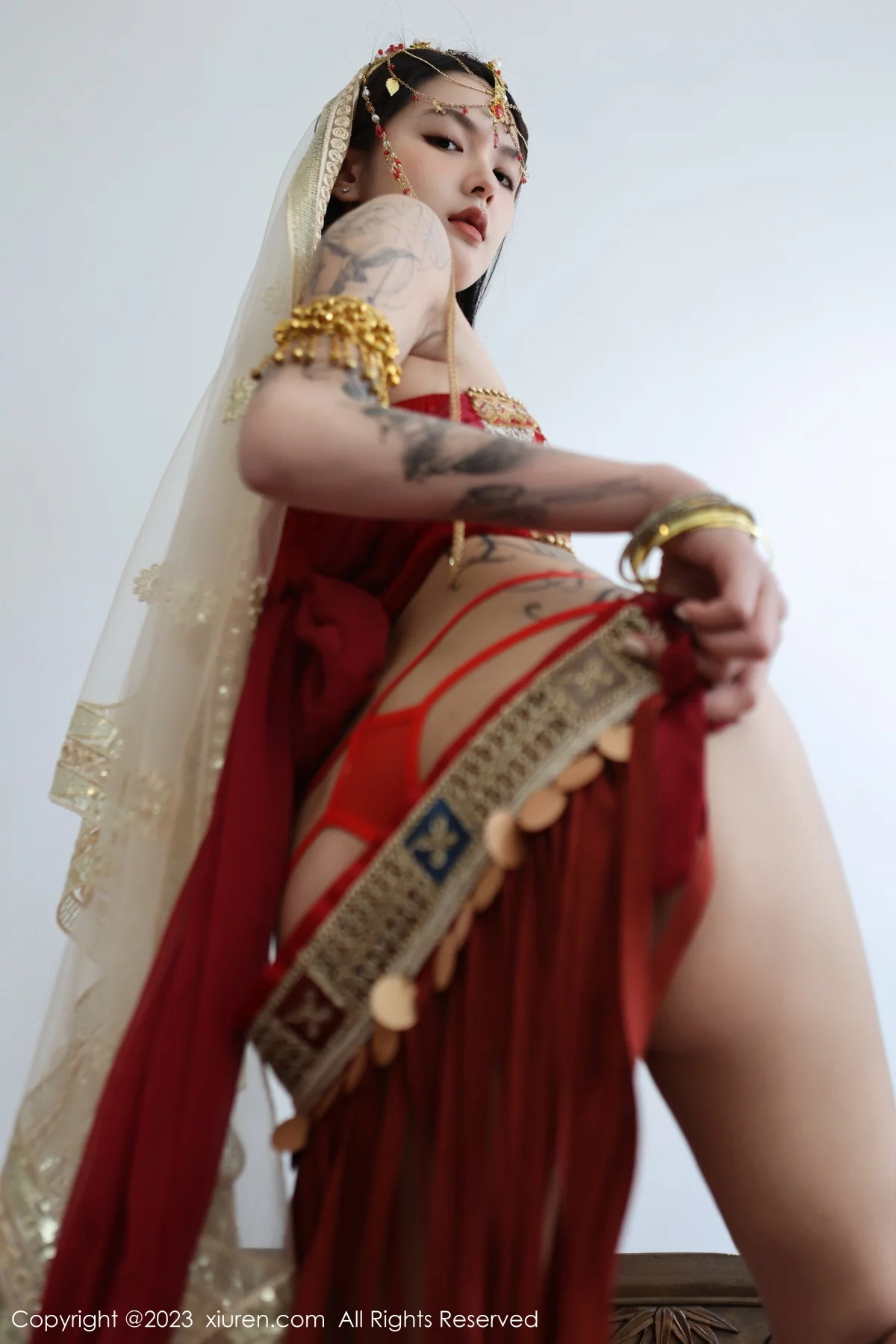 XiuRen第6240期_模特乔一一性感异域风情舞女服饰秀曼妙身姿迷人气质诱惑写真76P