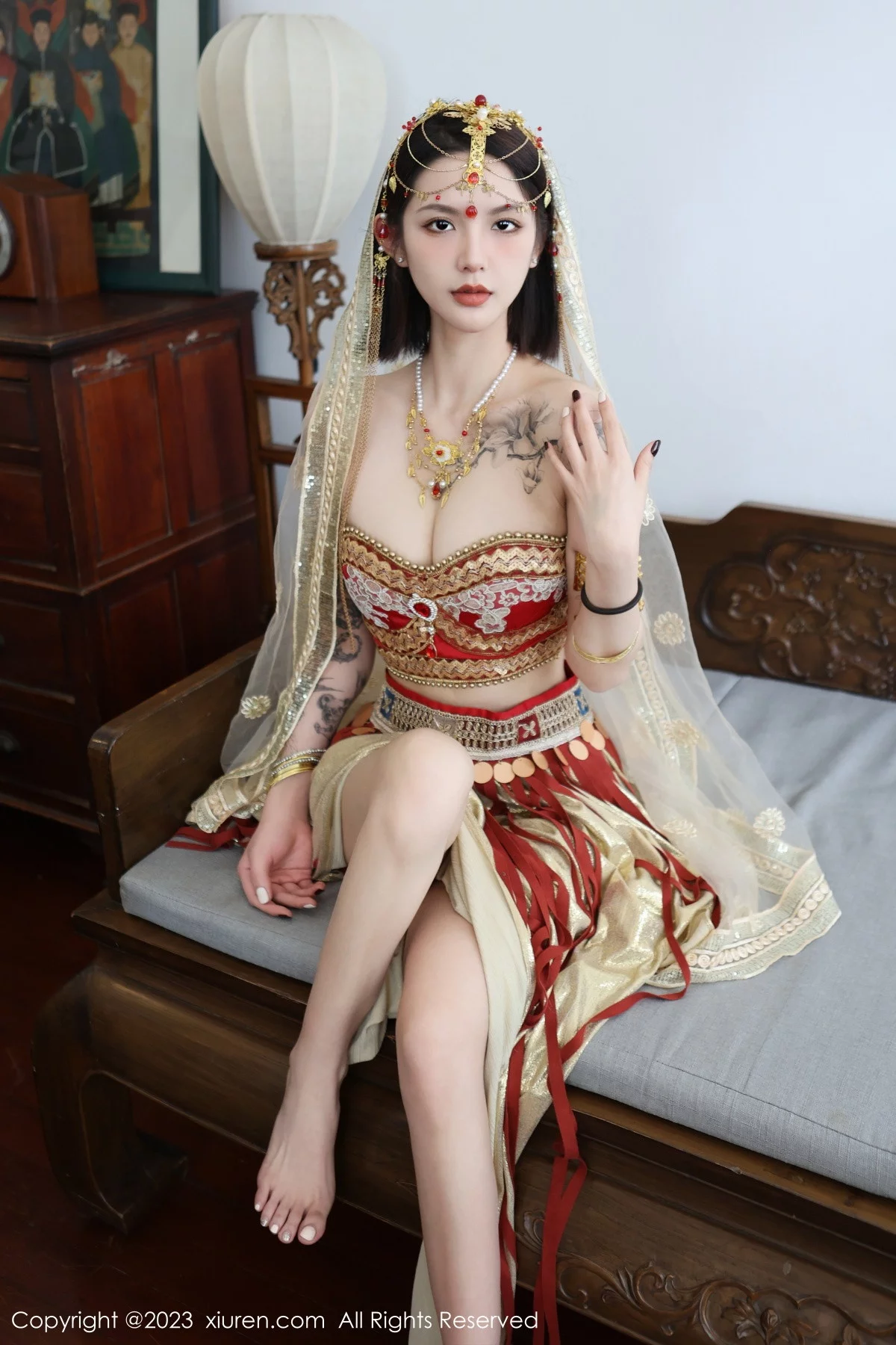 XiuRen第6240期_模特乔一一性感异域风情舞女服饰秀曼妙身姿迷人气质诱惑写真76P