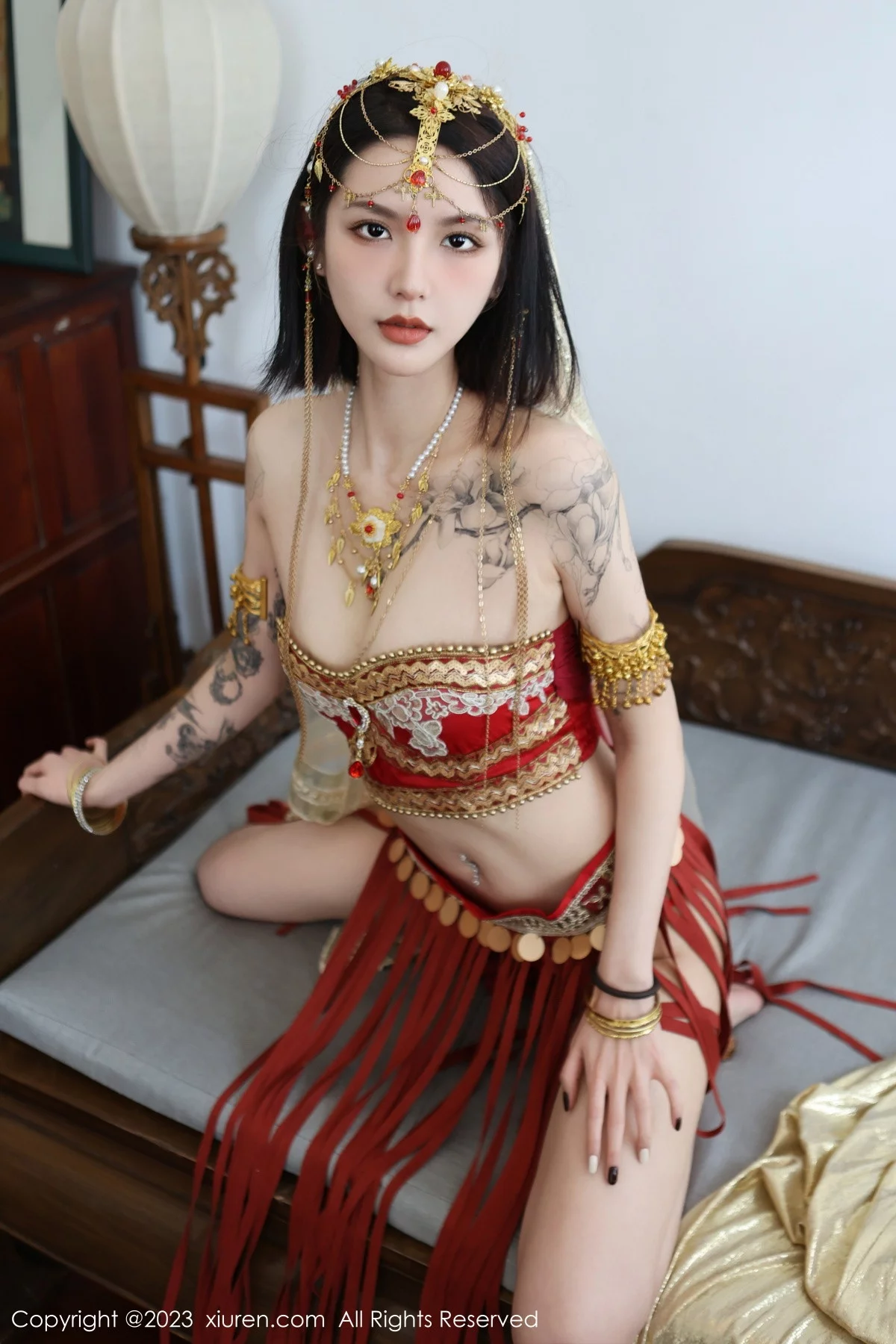 XiuRen第6240期_模特乔一一性感异域风情舞女服饰秀曼妙身姿迷人气质诱惑写真76P