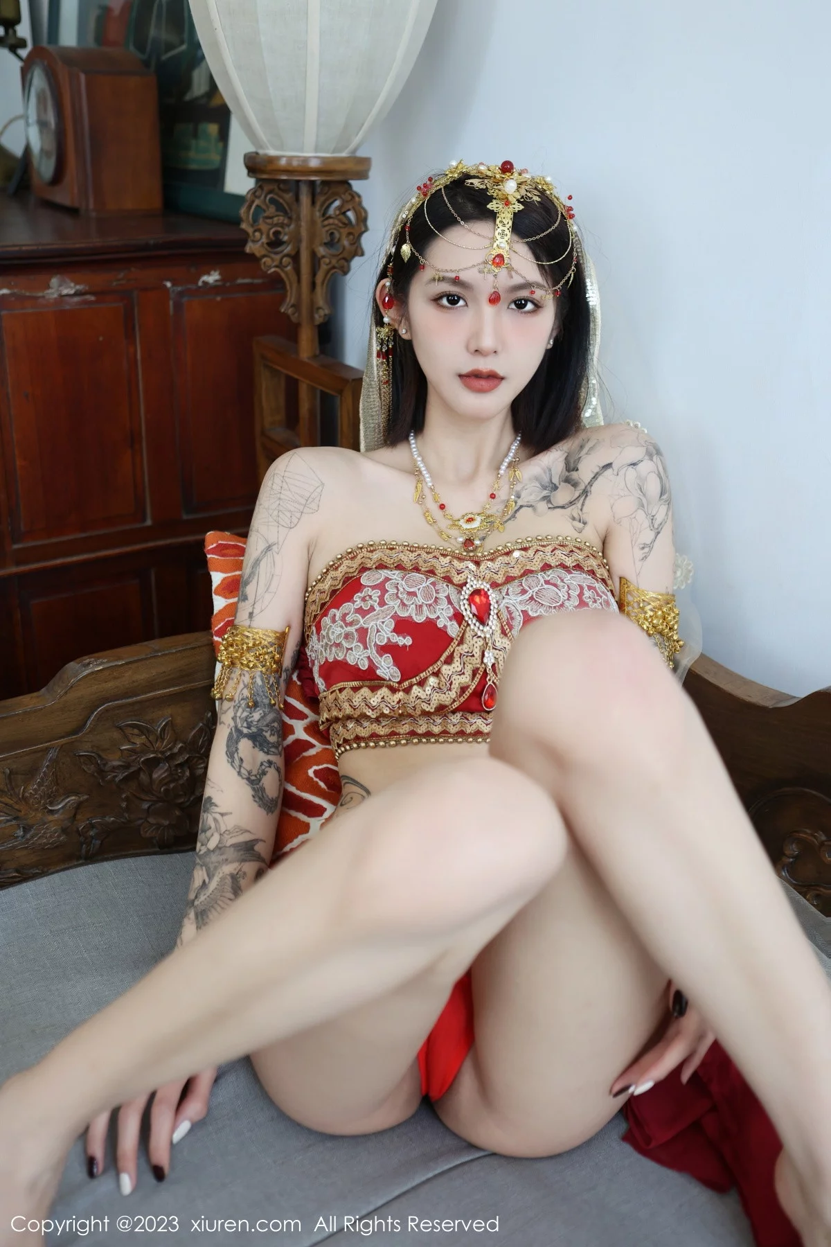 XiuRen第6240期_模特乔一一性感异域风情舞女服饰秀曼妙身姿迷人气质诱惑写真76P