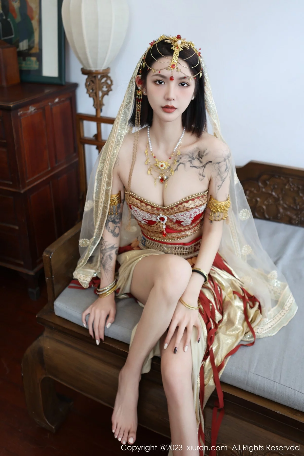 XiuRen第6240期_模特乔一一性感异域风情舞女服饰秀曼妙身姿迷人气质诱惑写真76P