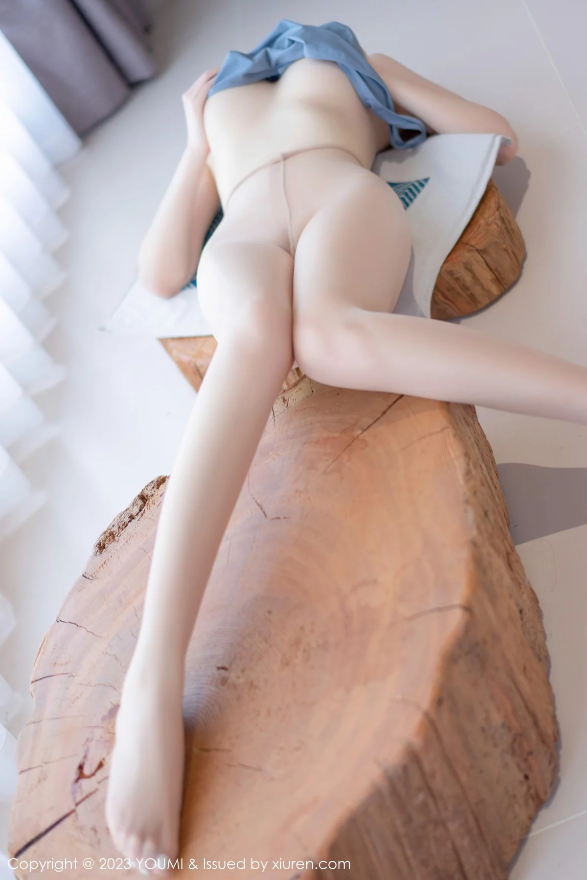 [YouMi尤蜜荟]Vol.900_女神Carol周妍希大理旅拍性感蓝灰泳装秀丰满身材迷人诱惑写真89P