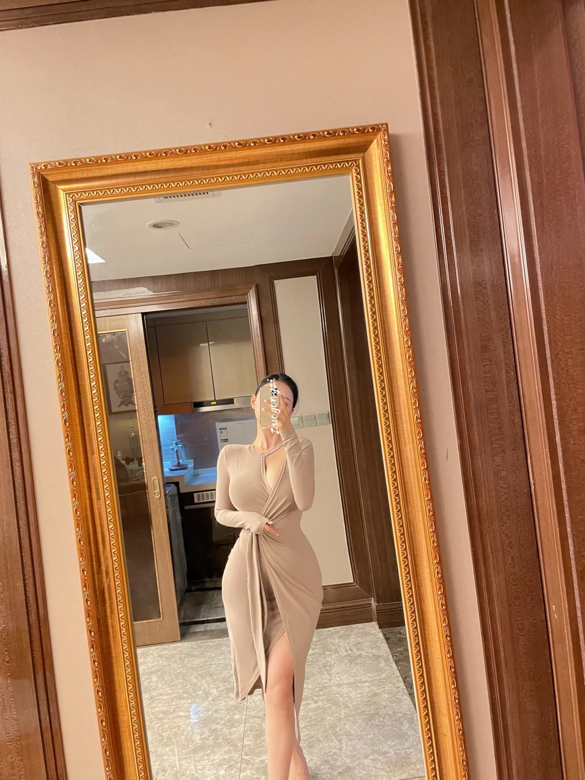 成都健身妹子左公子微密圈视图主题性感生活居家自拍系列秀豪乳翘臀诱惑写真100P
