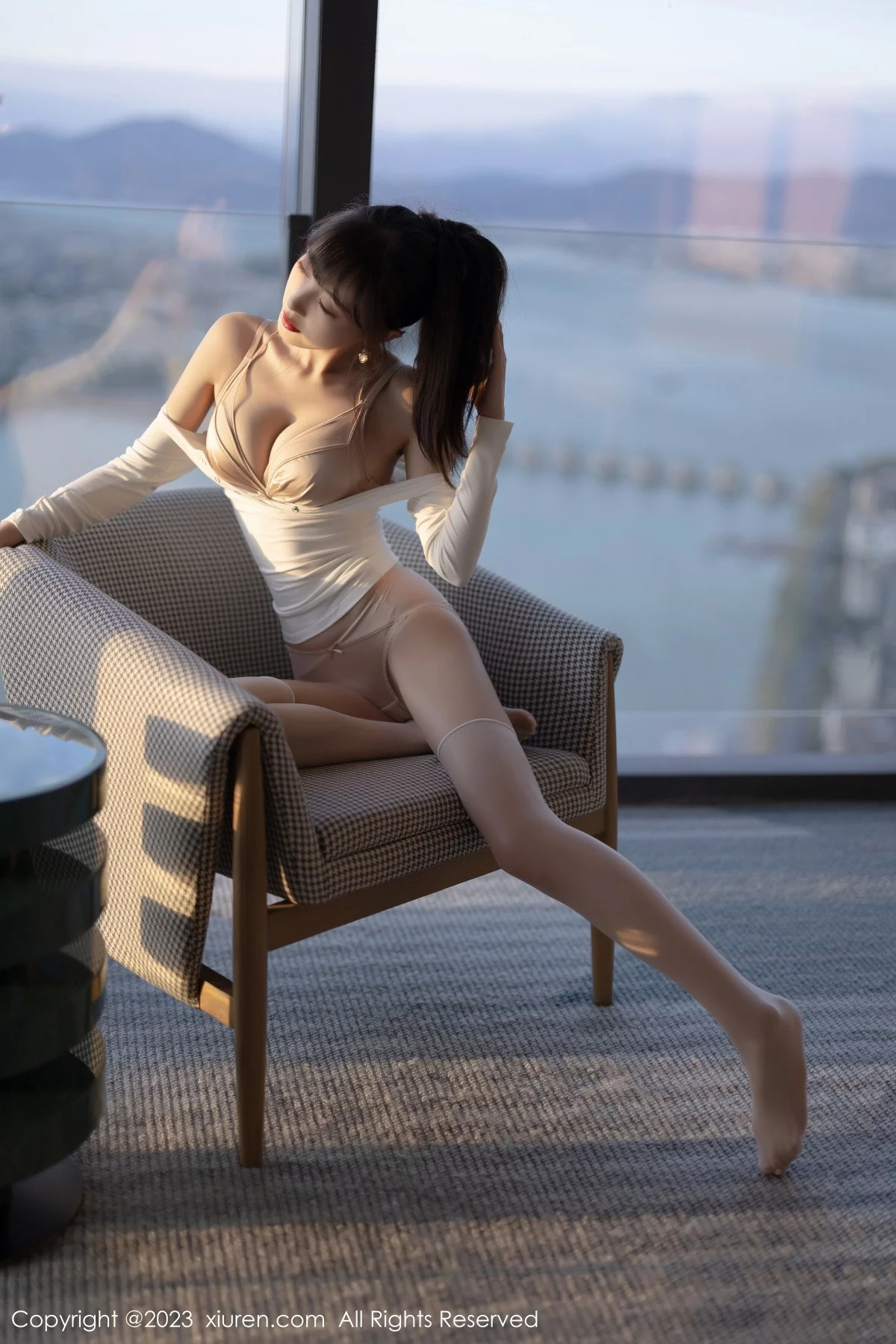 XiuRen第6263期_模特林星阑白色上衣配粉色短裙露性感内衣秀曼妙身材诱惑写真85P