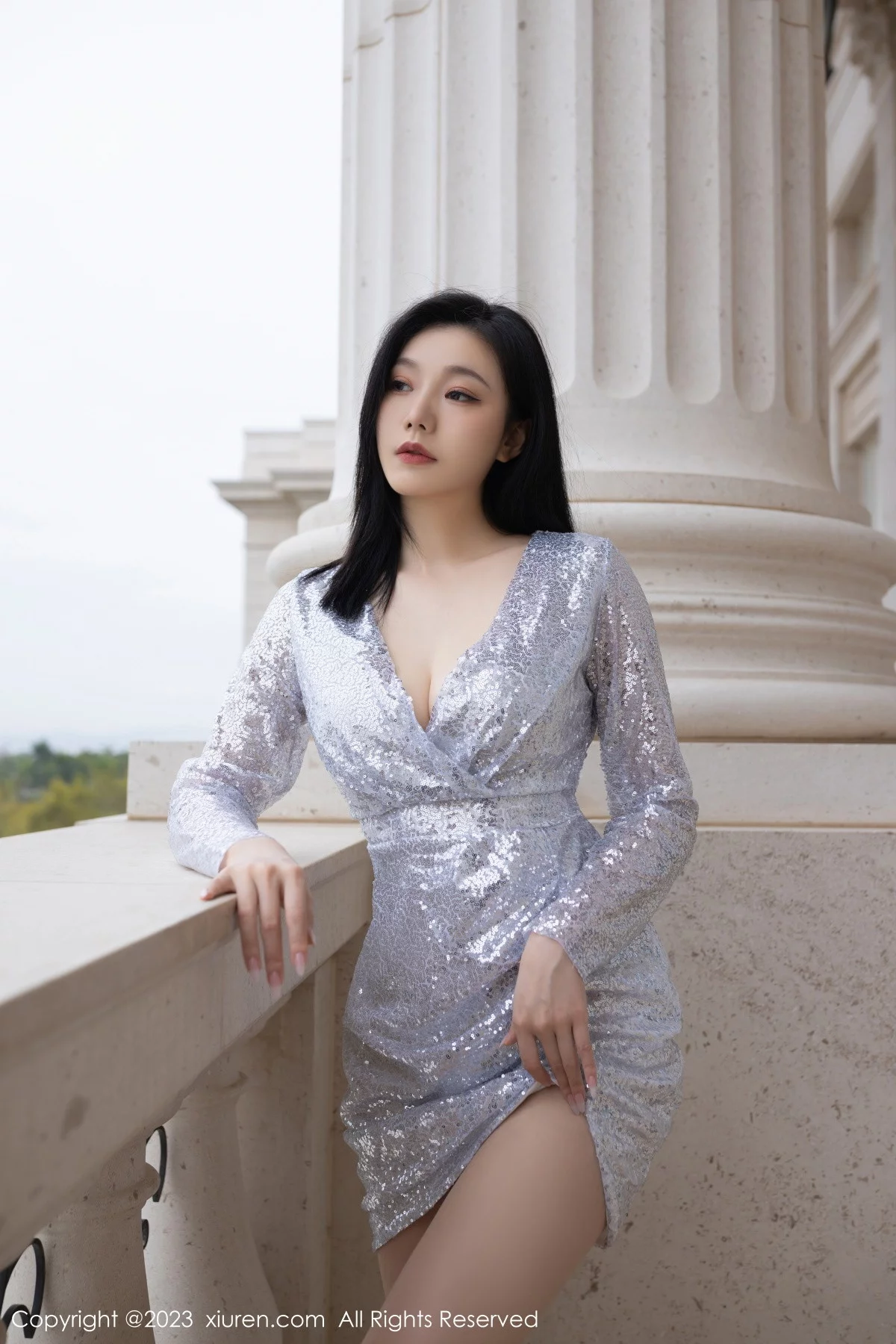 XiuRen第6264期_模特安然anran脱银灰色连衣短裙露性感内衣秀完美身材诱惑写真80P