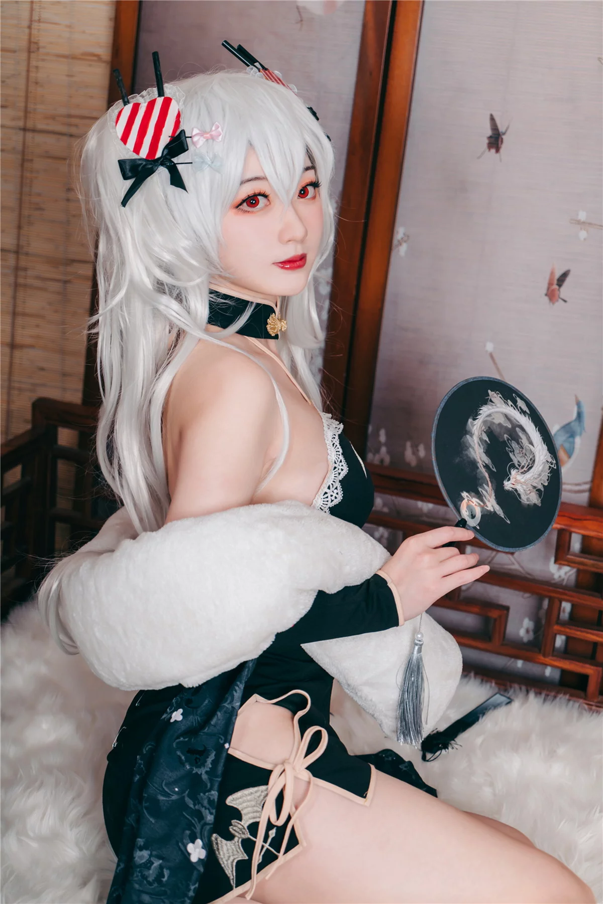 Cosplay美女桃墨公子吸血鬼旗袍主题私房性感低胸高开旗袍秀豪乳翘臀诱惑写真40P