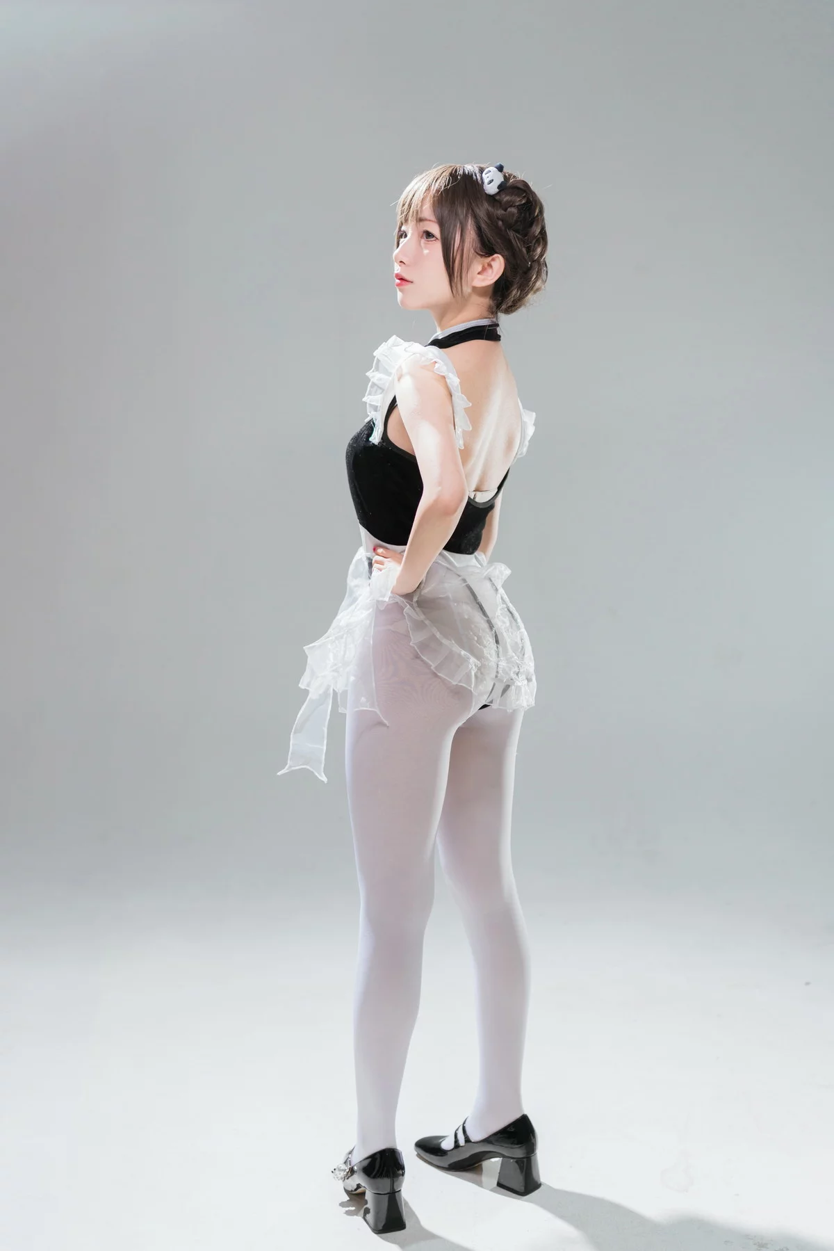网络美女花铃高叉小熊猫主题私房性感黑色高叉连体衣配白丝裤袜迷人诱惑写真85P