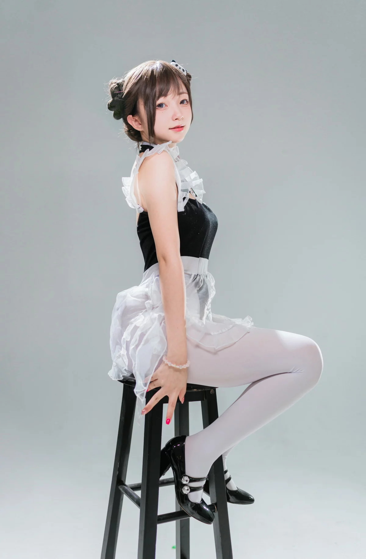 网络美女花铃高叉小熊猫主题私房性感黑色高叉连体衣配白丝裤袜迷人诱惑写真85P