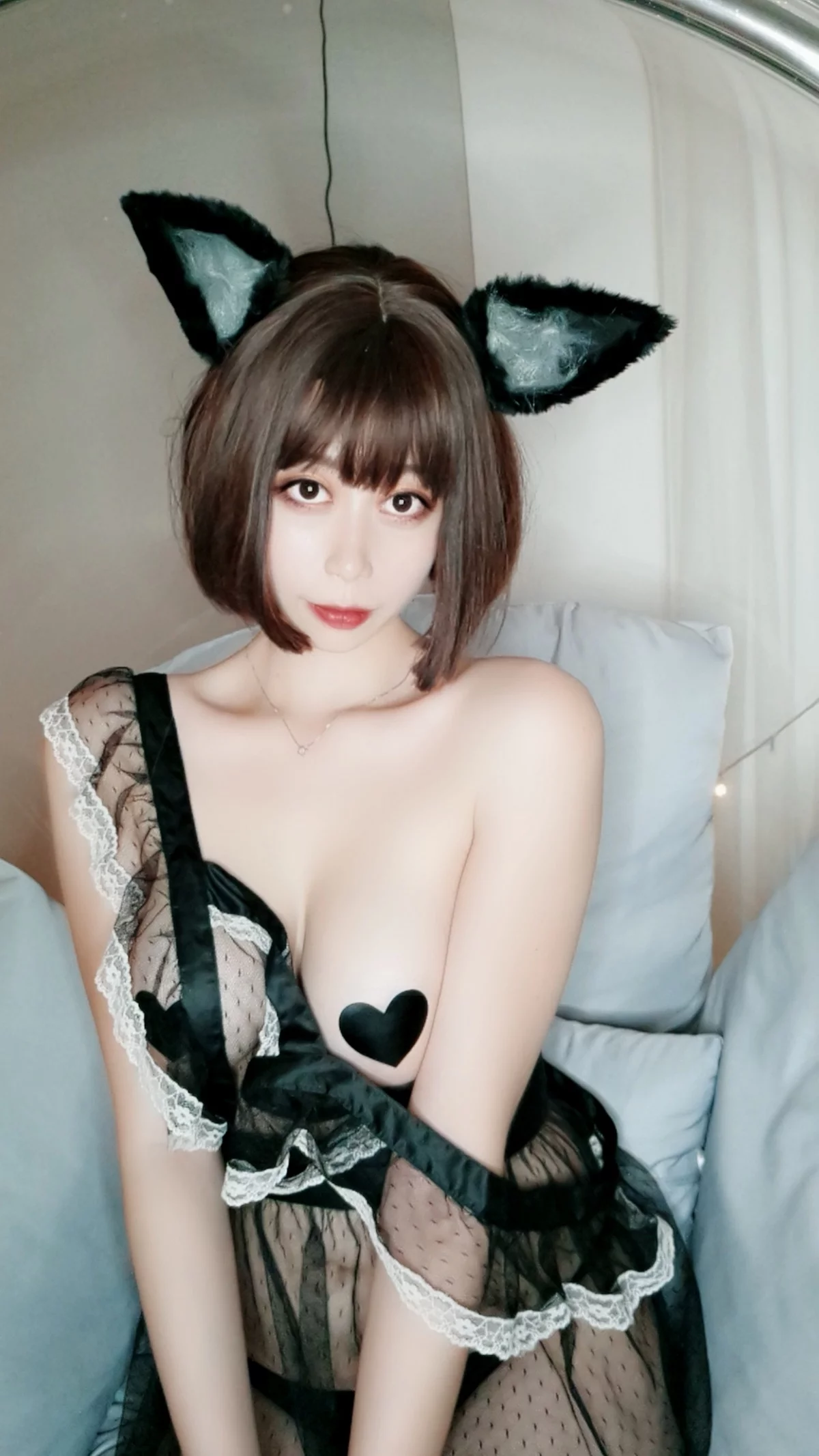 萌妹奈汐酱nice情趣自拍主题私房性感黑色薄透女仆装透视秀完美身材诱惑写真49P