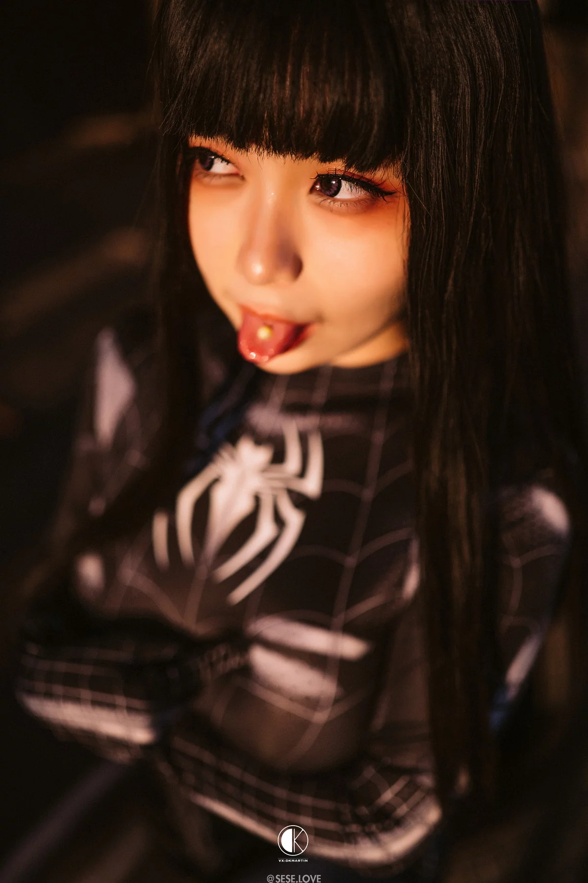 动漫博主末夜787蜘蛛侠妹主题户外紧身蜘蛛侠服饰半脱露豪乳遮点极致诱惑写真33P