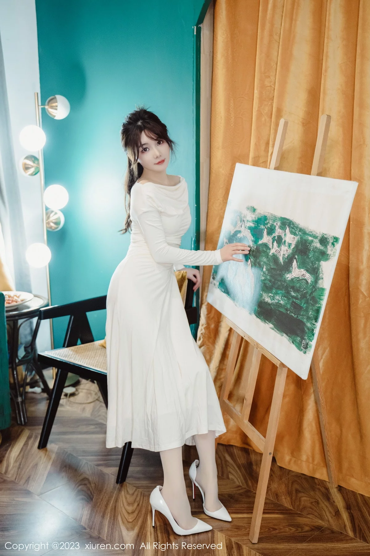 XiuRen第6182期_模特婠婠么脱白色连衣长裙露蕾丝内衣配开档白丝迷人诱惑写真79P