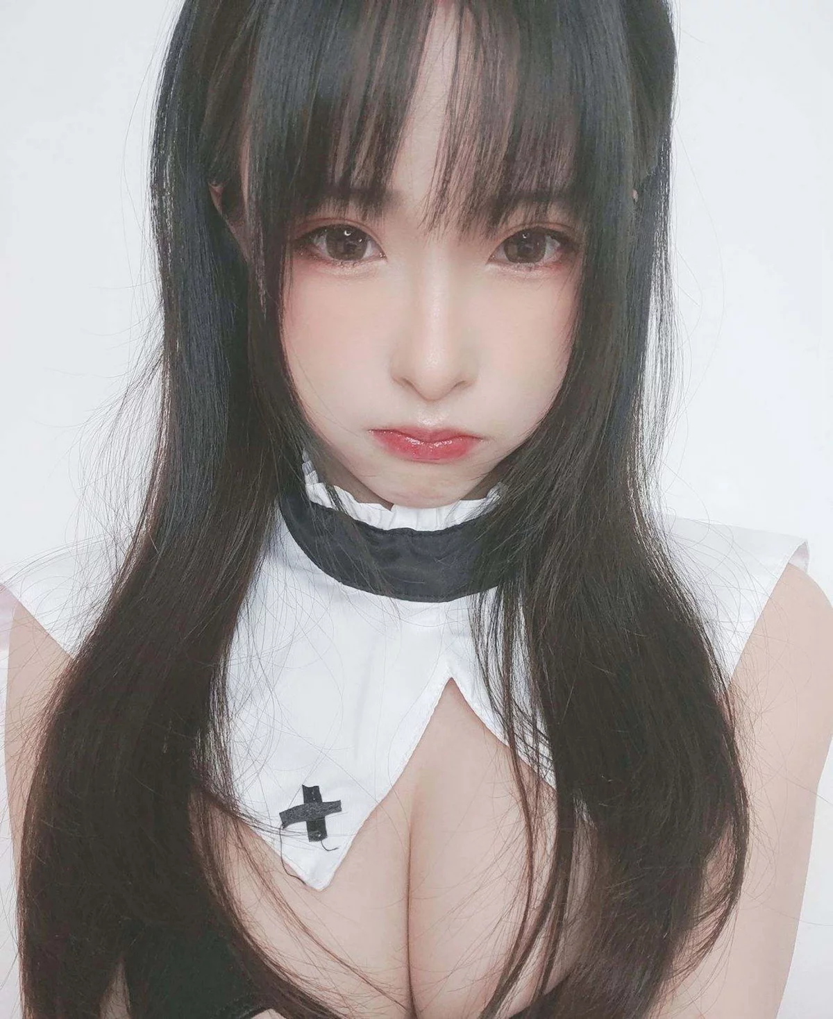 性感尤物清水由乃黑丝修女主题私房性感黑色连体衣配超薄黑丝秀美腿诱惑写真29P