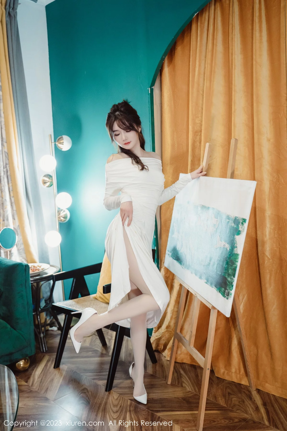 XiuRen第6182期_模特婠婠么脱白色连衣长裙露蕾丝内衣配开档白丝迷人诱惑写真79P