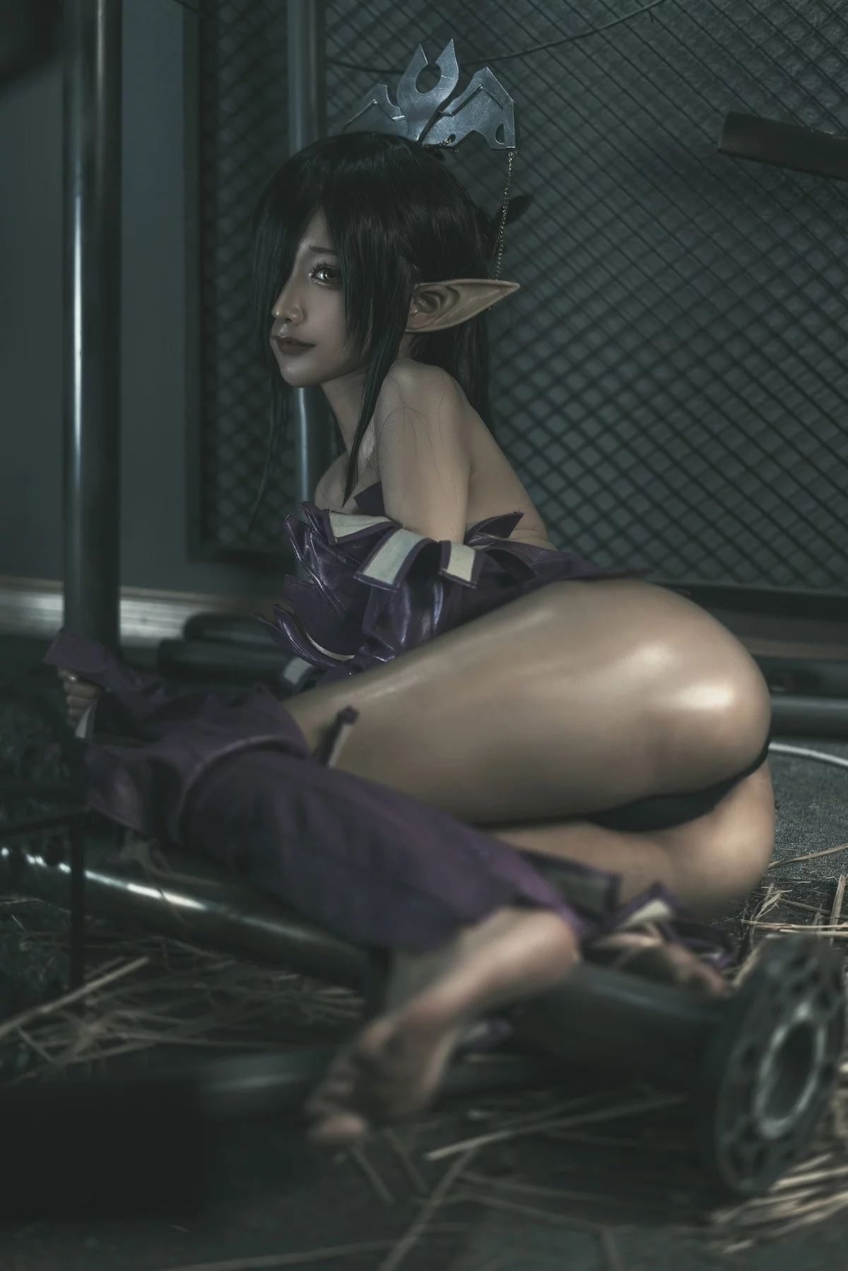 动漫博主蠢沫沫黑兽女王主题私房性感情趣服饰露黑色内衣秀油亮肌肤诱惑写真35P
