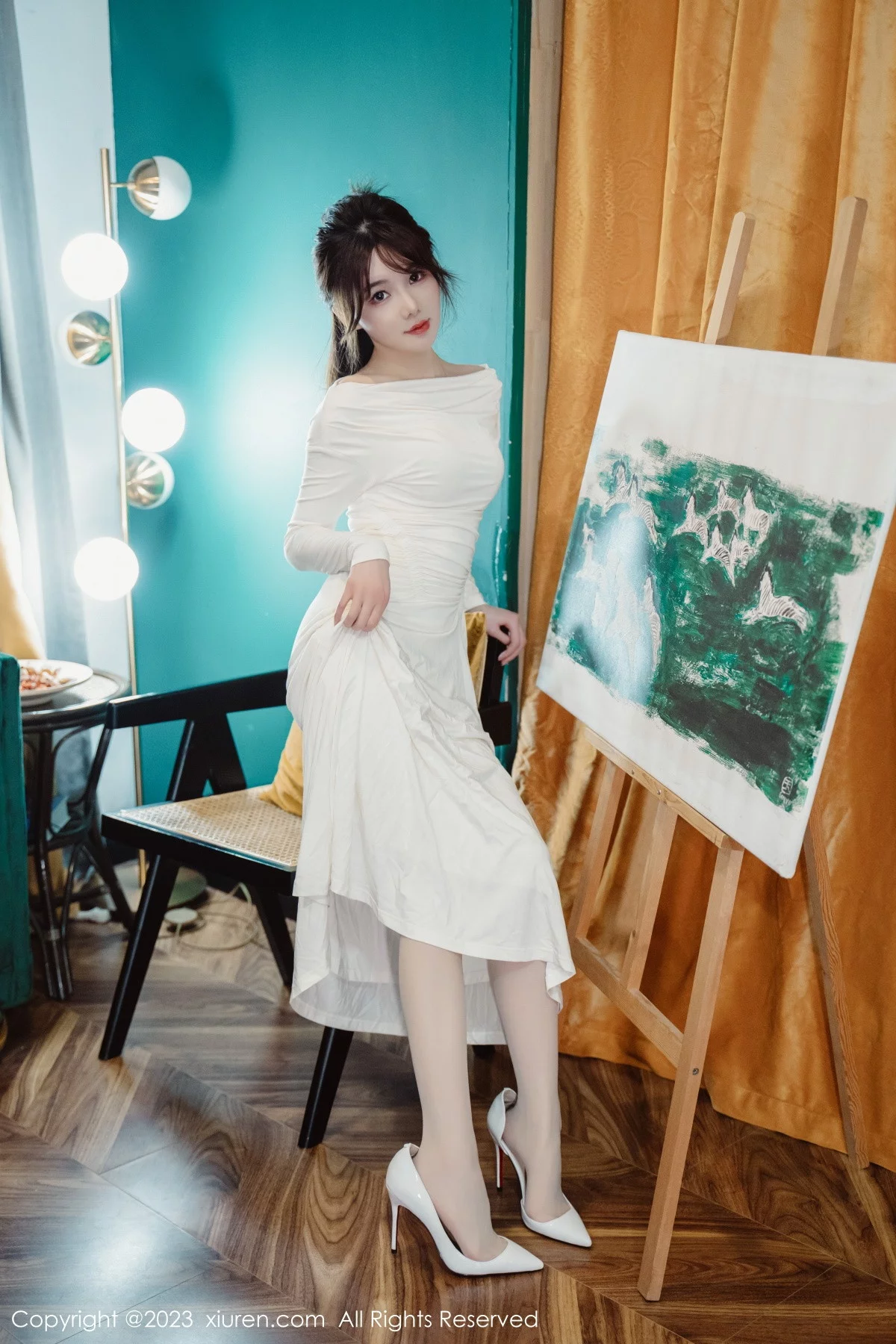 XiuRen第6182期_模特婠婠么脱白色连衣长裙露蕾丝内衣配开档白丝迷人诱惑写真79P