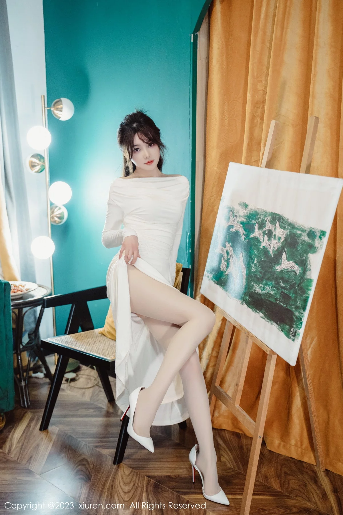 XiuRen第6182期_模特婠婠么脱白色连衣长裙露蕾丝内衣配开档白丝迷人诱惑写真79P