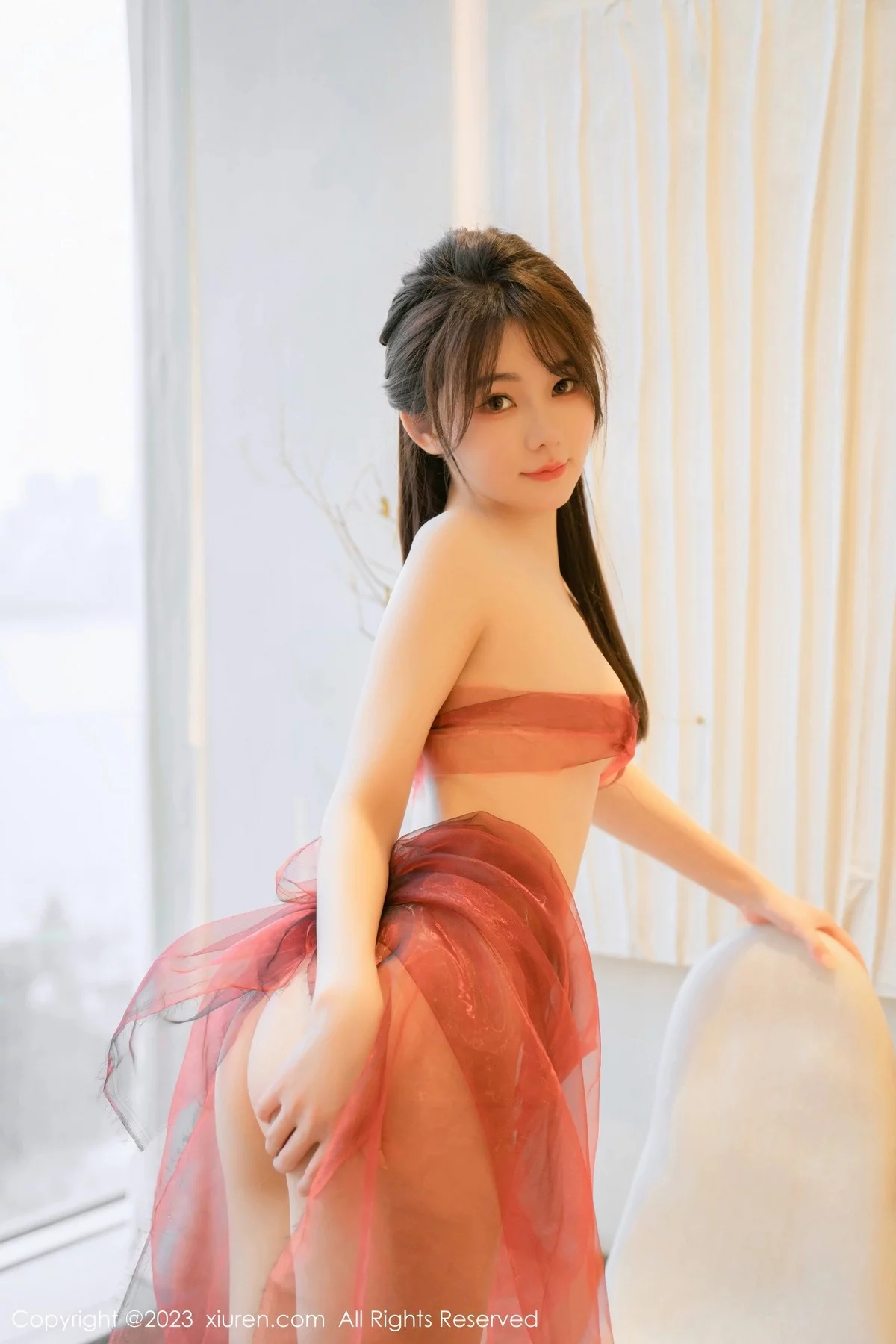 XiuRen第6348期_模特婠婠么私房性感红色轻透薄纱服饰秀绝美身材迷人诱惑写真68P