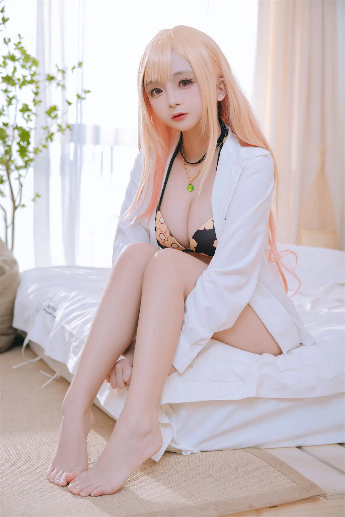 Cosplay美女日奈娇喜多川海梦泳装主题性感白T配格子裙半脱露比基尼诱惑写真65P