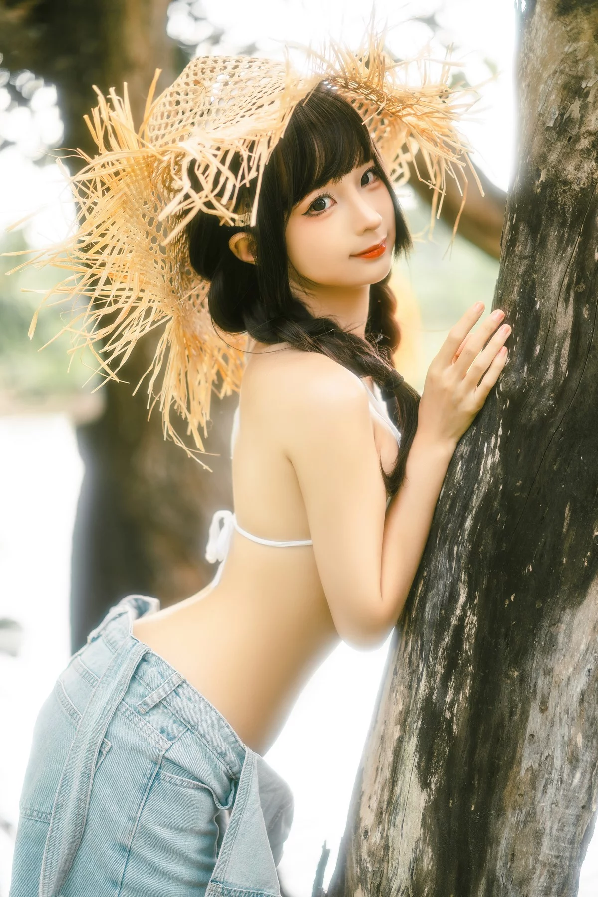 动漫博主蠢沫沫废船记主题户外脱牛仔背带服露三点式内衣秀豪乳遮点诱惑写真116P