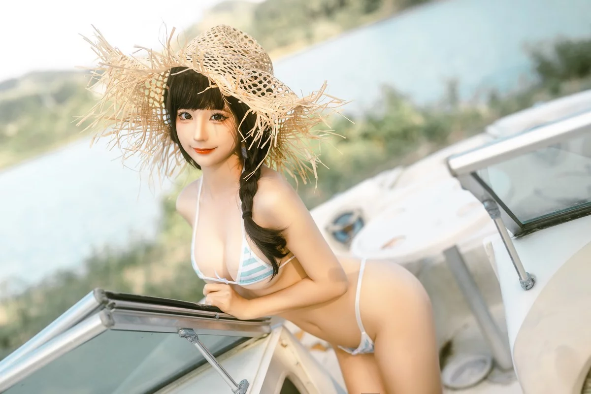动漫博主蠢沫沫废船记主题户外脱牛仔背带服露三点式内衣秀豪乳遮点诱惑写真116P