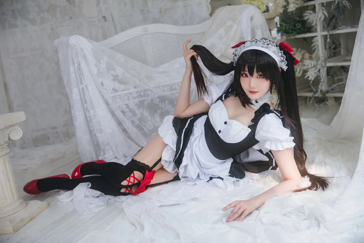 Coser美女瓜希酱时崎狂三主题私房性感多套服饰秀翘臀美腿迷人诱惑写真156P