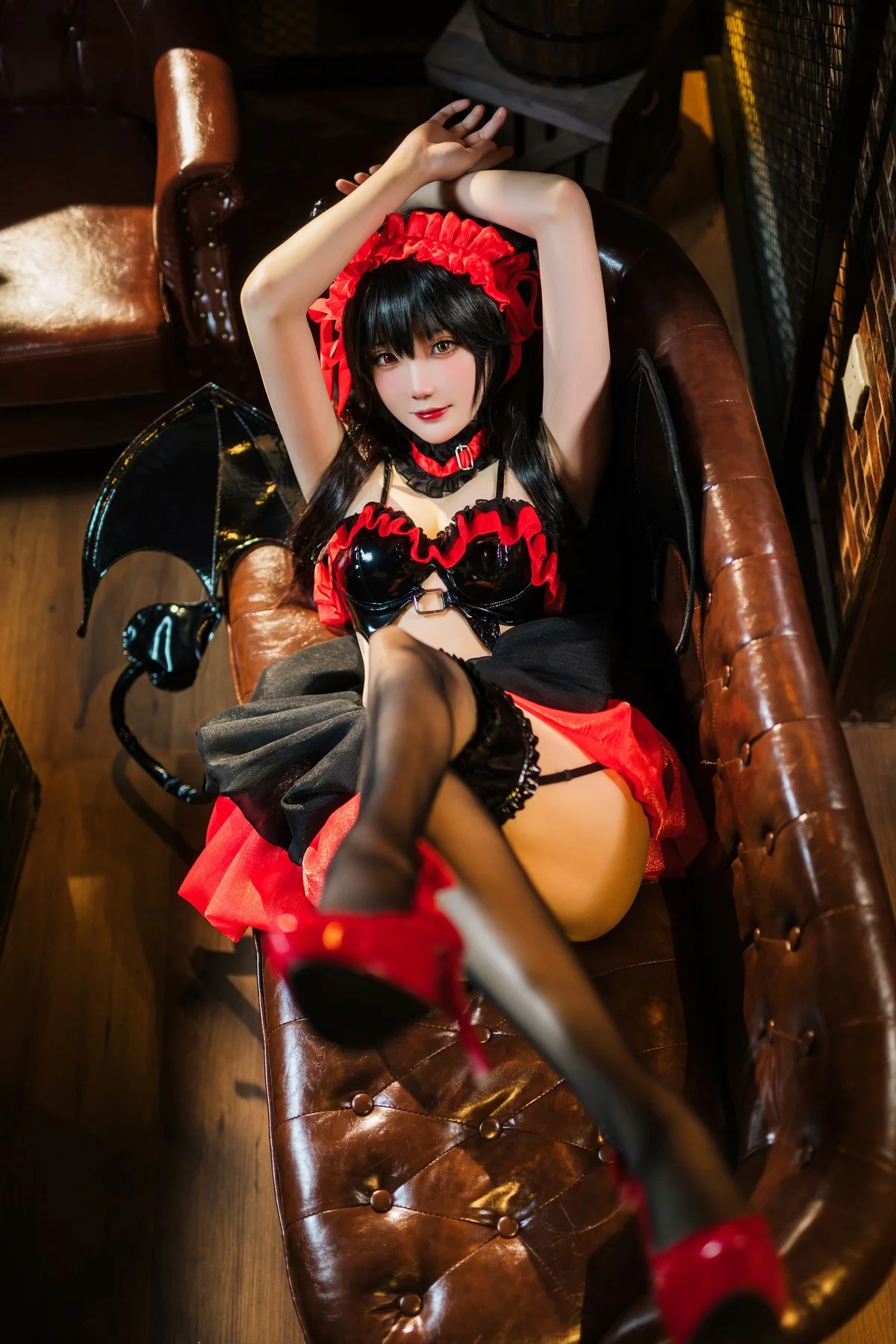 Coser美女瓜希酱时崎狂三主题私房性感多套服饰秀翘臀美腿迷人诱惑写真156P