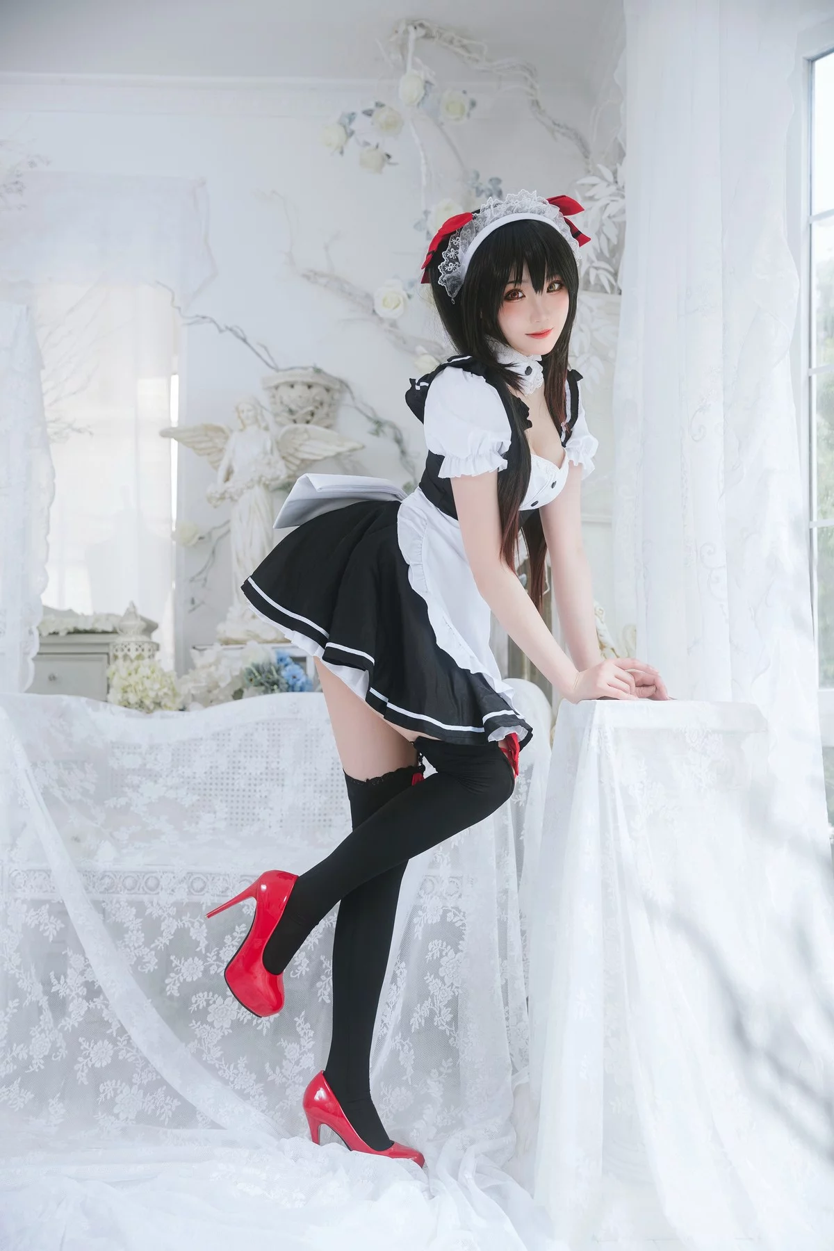 Coser美女瓜希酱时崎狂三主题私房性感多套服饰秀翘臀美腿迷人诱惑写真156P