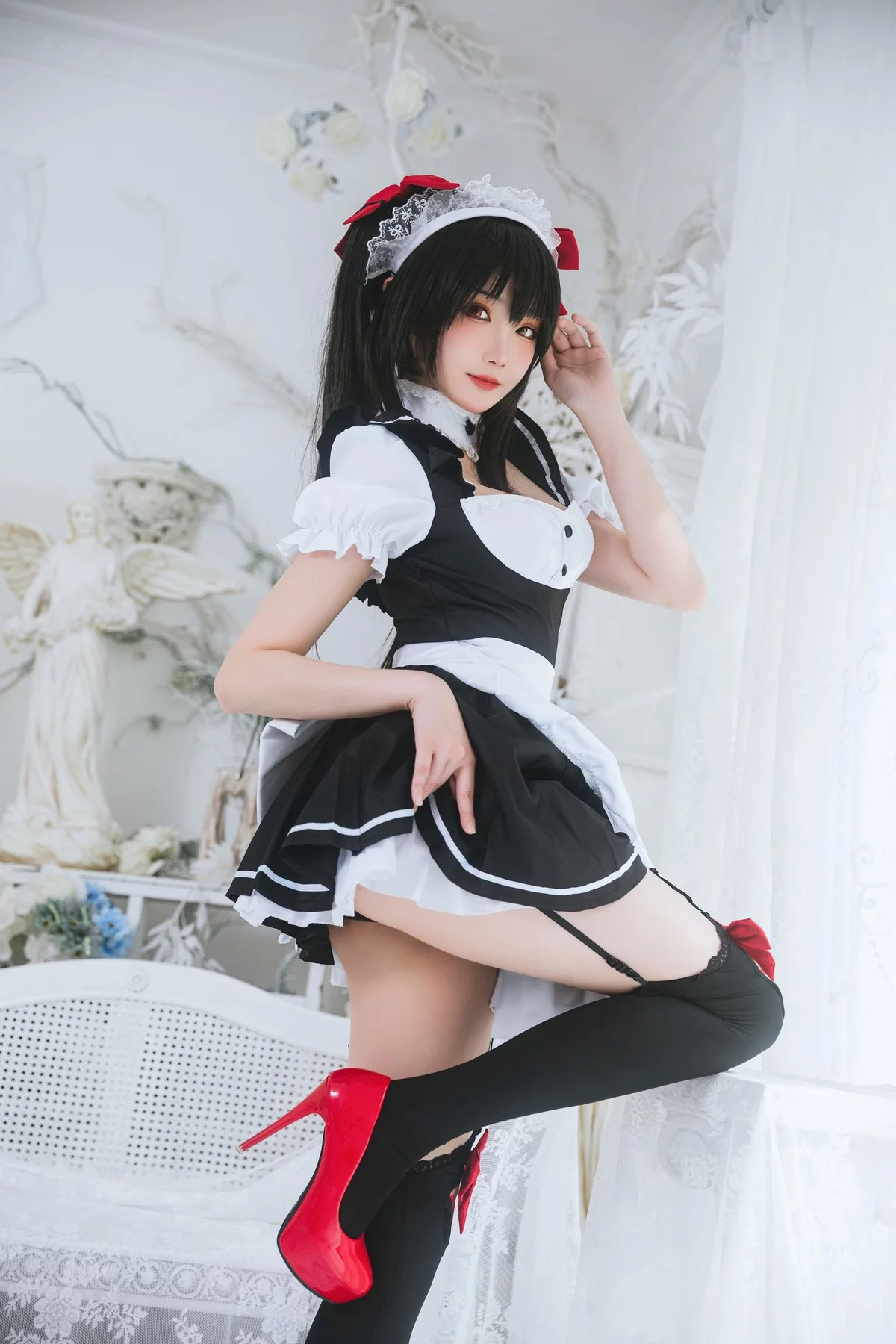 Coser美女瓜希酱时崎狂三主题私房性感多套服饰秀翘臀美腿迷人诱惑写真156P
