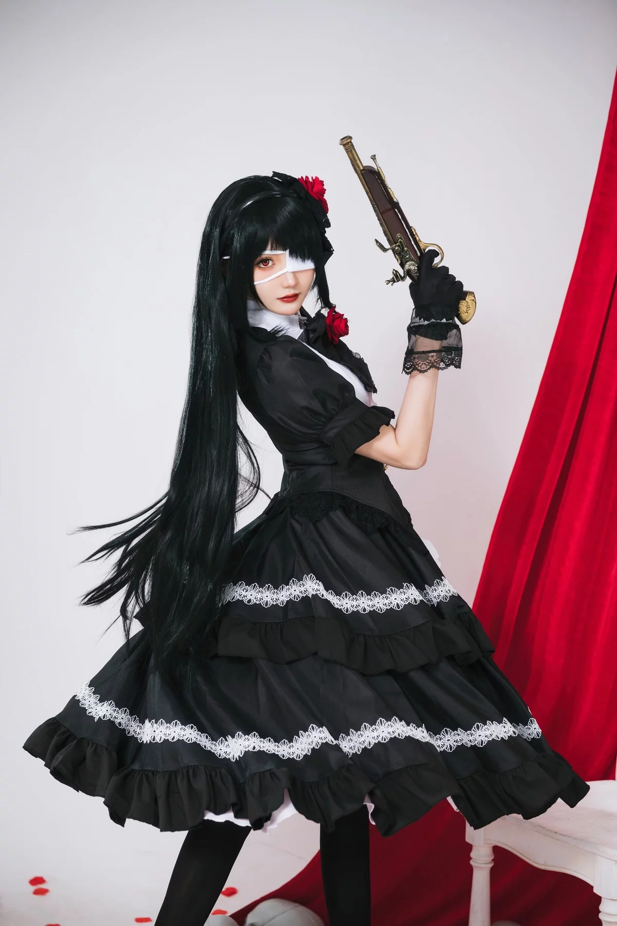 Coser美女瓜希酱时崎狂三主题私房性感多套服饰秀翘臀美腿迷人诱惑写真156P