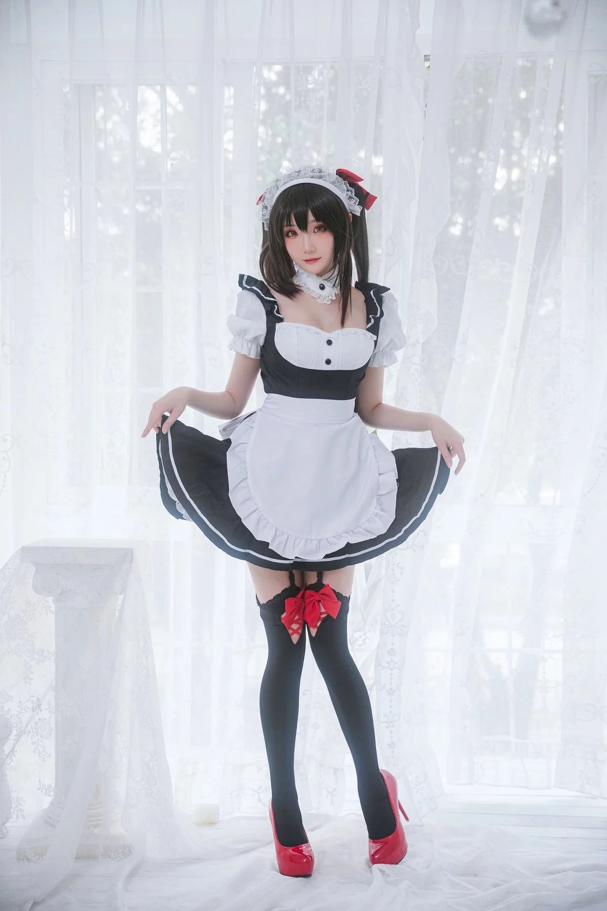 Coser美女瓜希酱时崎狂三主题私房性感多套服饰秀翘臀美腿迷人诱惑写真156P