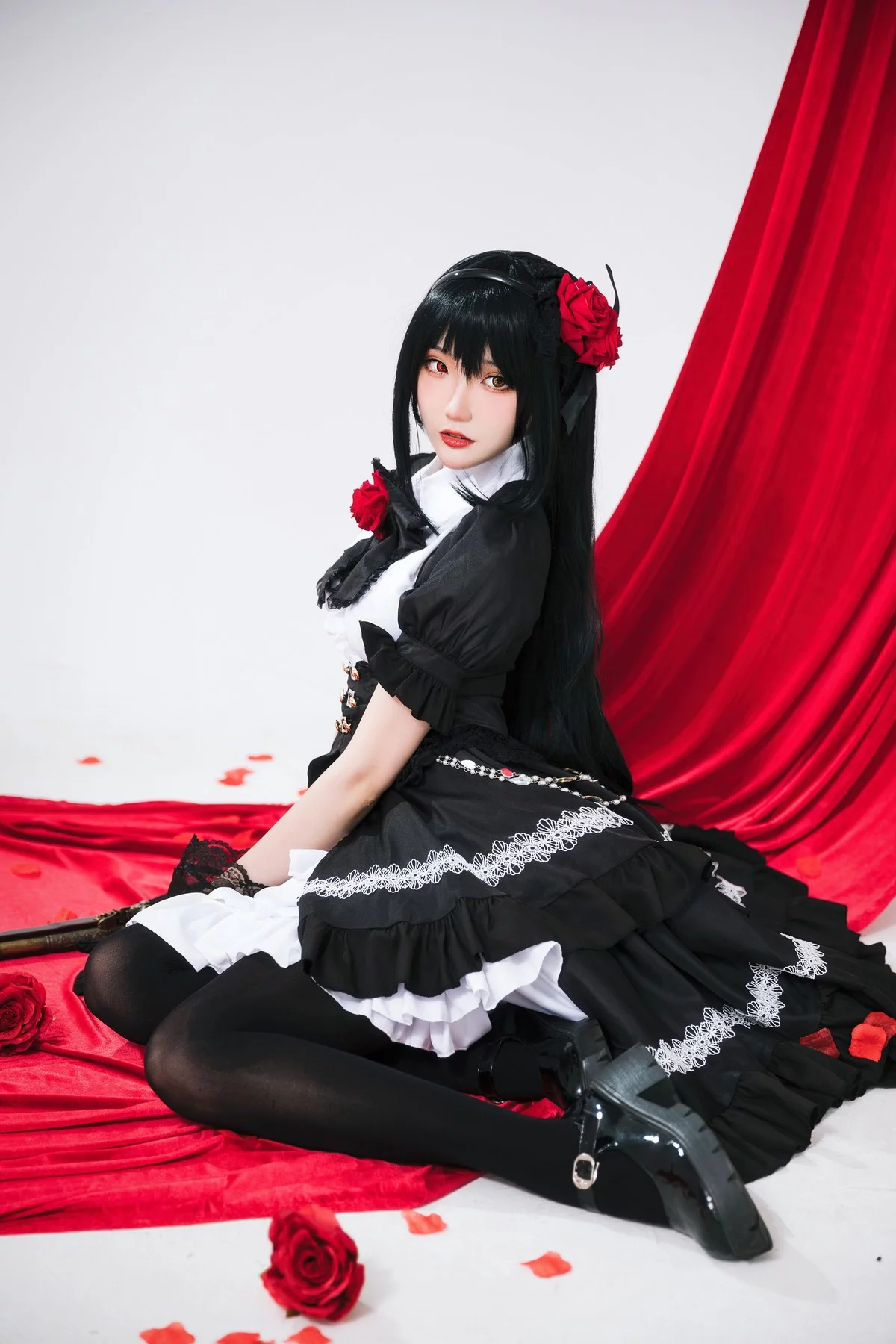Coser美女瓜希酱时崎狂三主题私房性感多套服饰秀翘臀美腿迷人诱惑写真156P