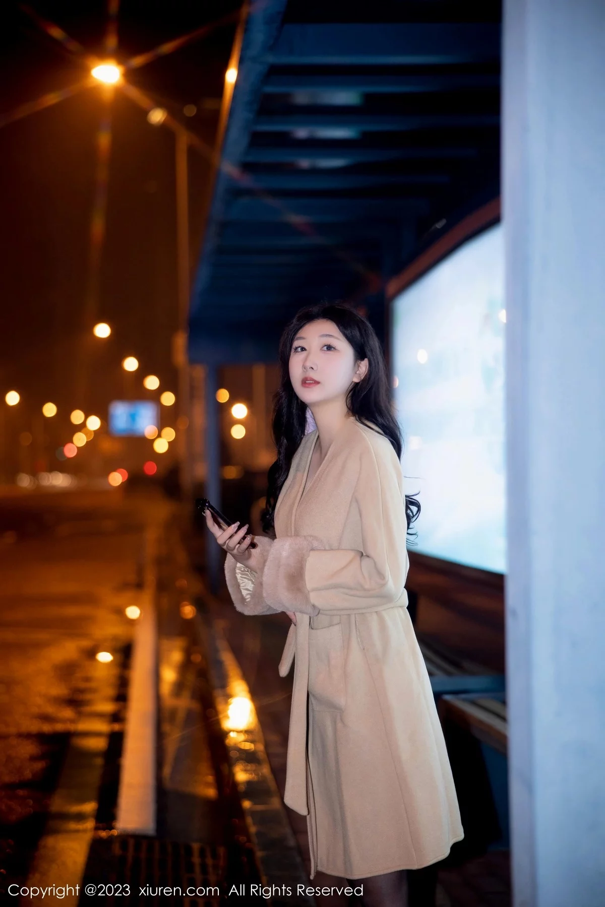 XiuRen第6424期_模特江真真脱外套露性感蕾丝内衣配黑丝吊袜秀完美身材诱惑写真66P