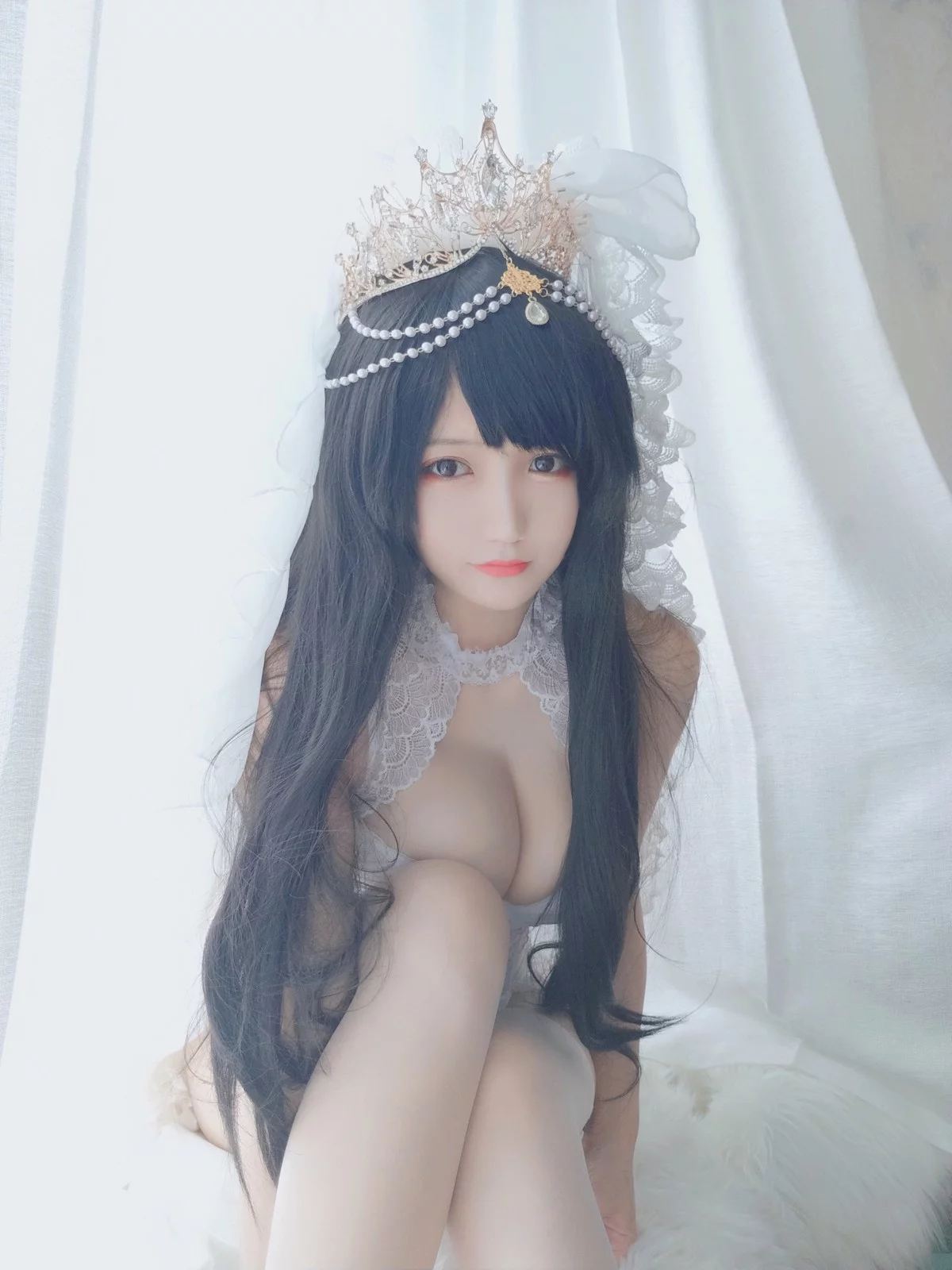 动漫博主小仓千代w可爱花嫁主题性感白色蕾丝内衣配白丝吊袜秀傲人豪乳诱惑写真32P
