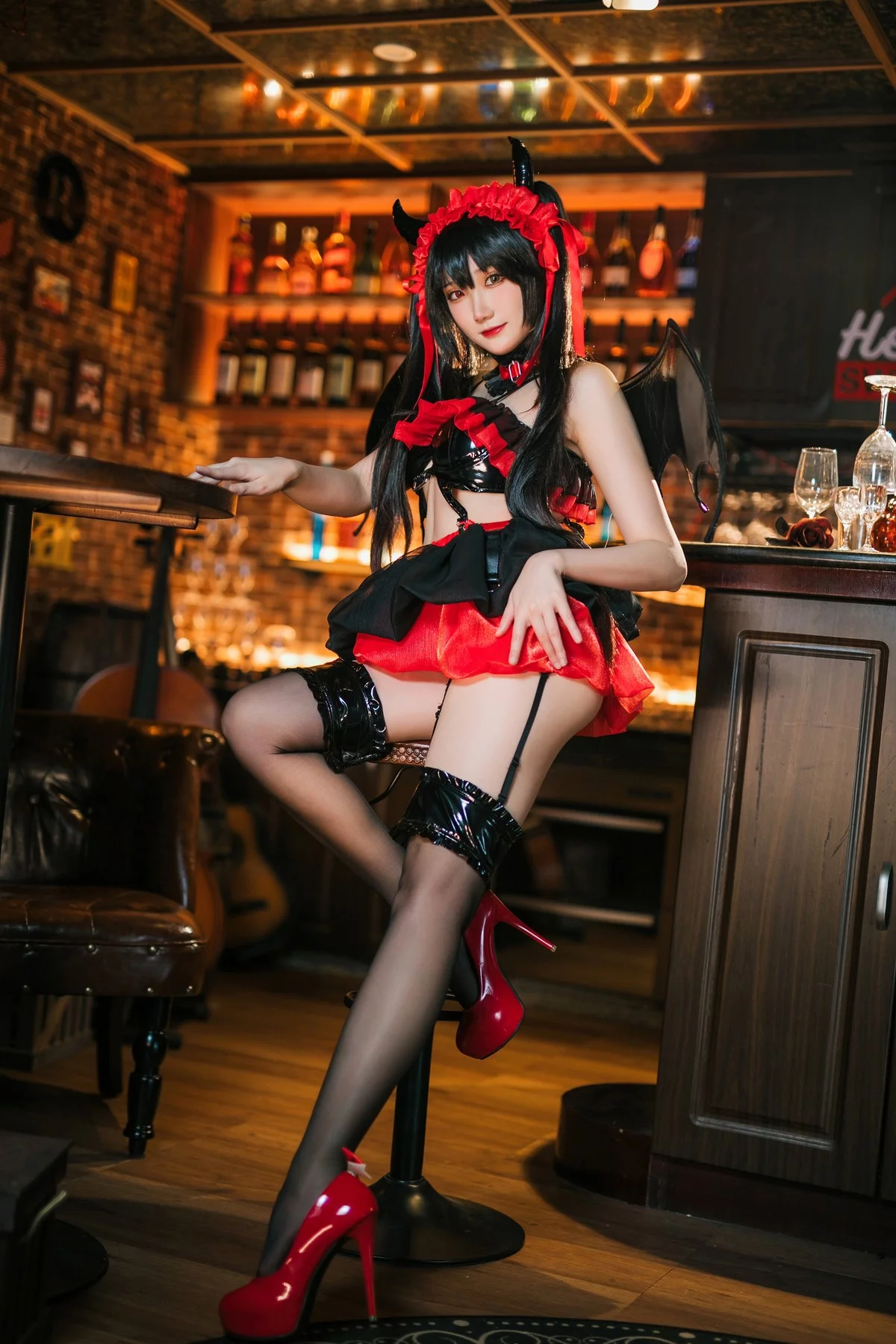 Coser美女瓜希酱时崎狂三主题私房性感多套服饰秀翘臀美腿迷人诱惑写真156P